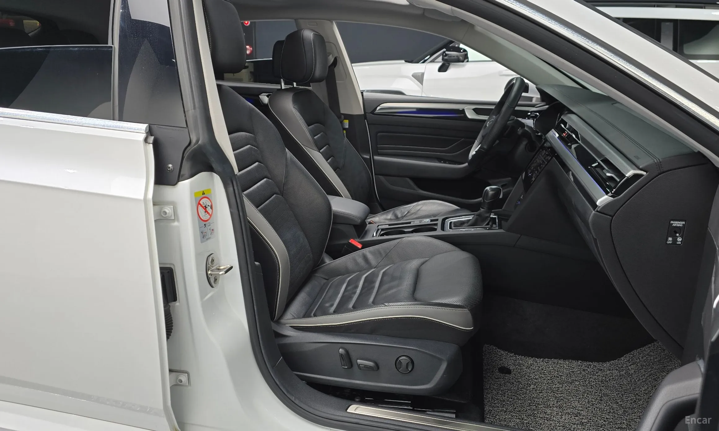 Volkswagen Ateon превью 10