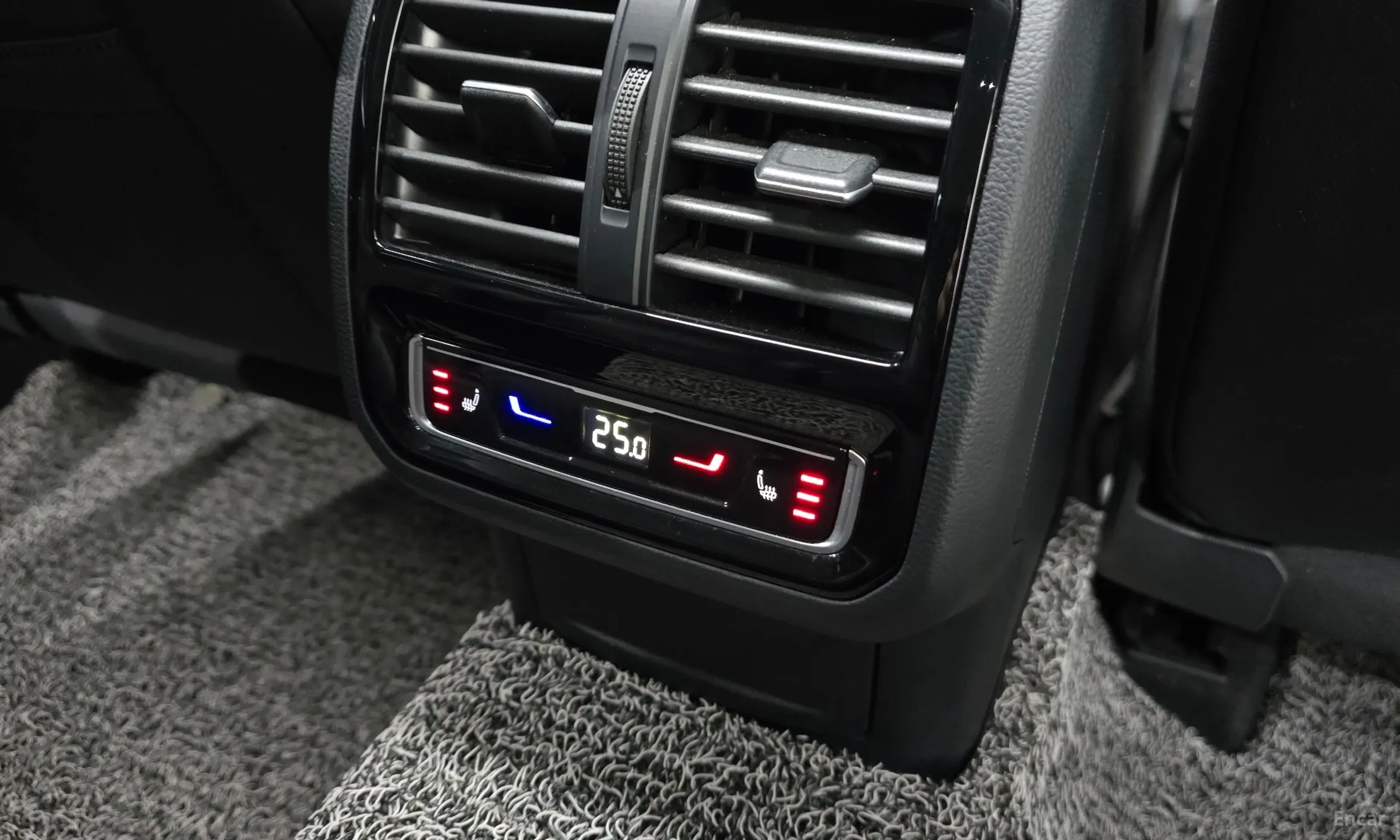 Volkswagen Ateon превью 18