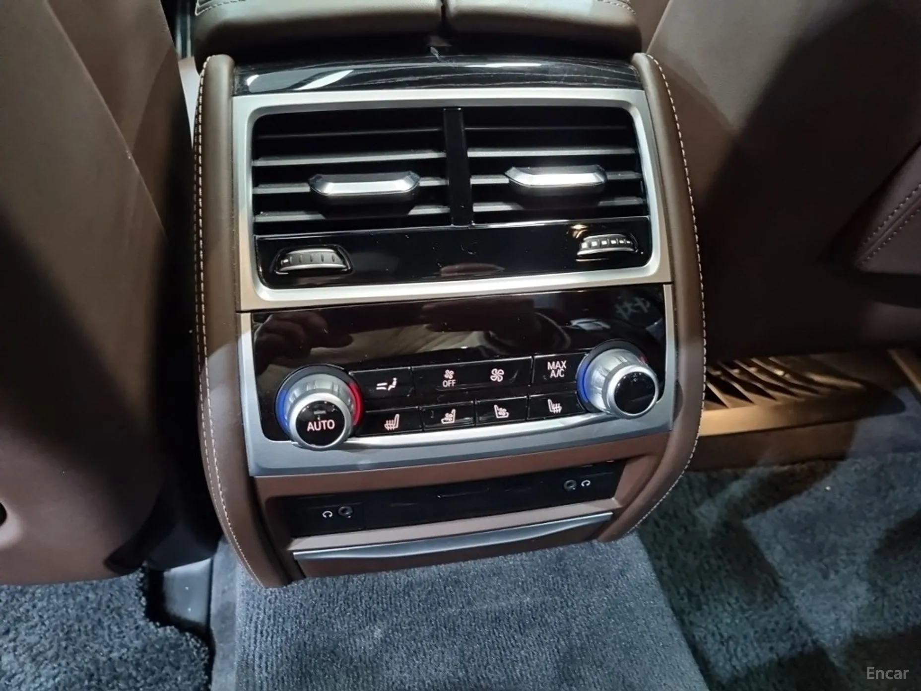 BMW 7 Series (G11) превью 19