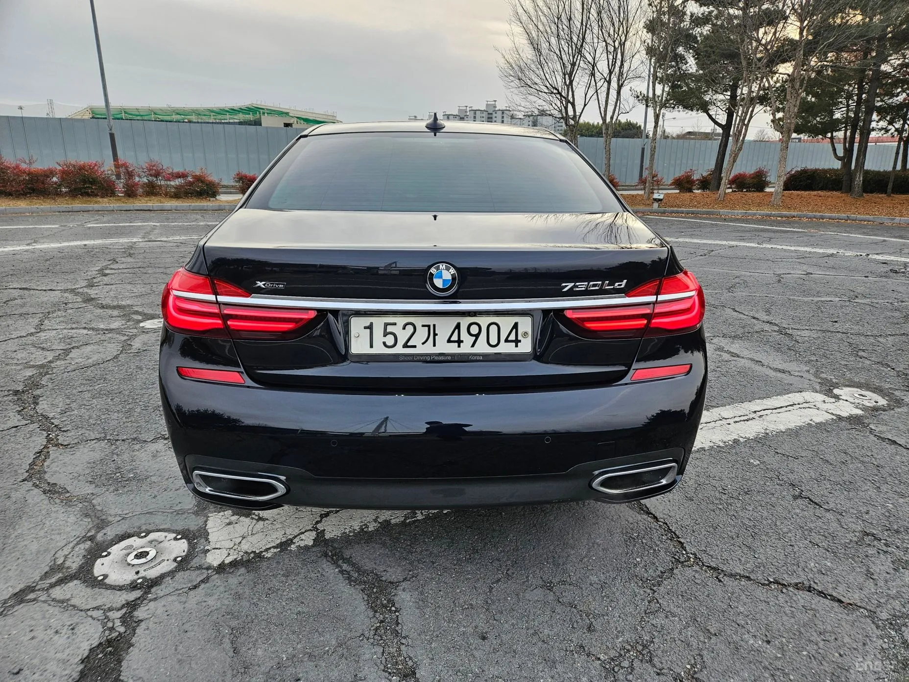 BMW 7 Series (G11) превью 4