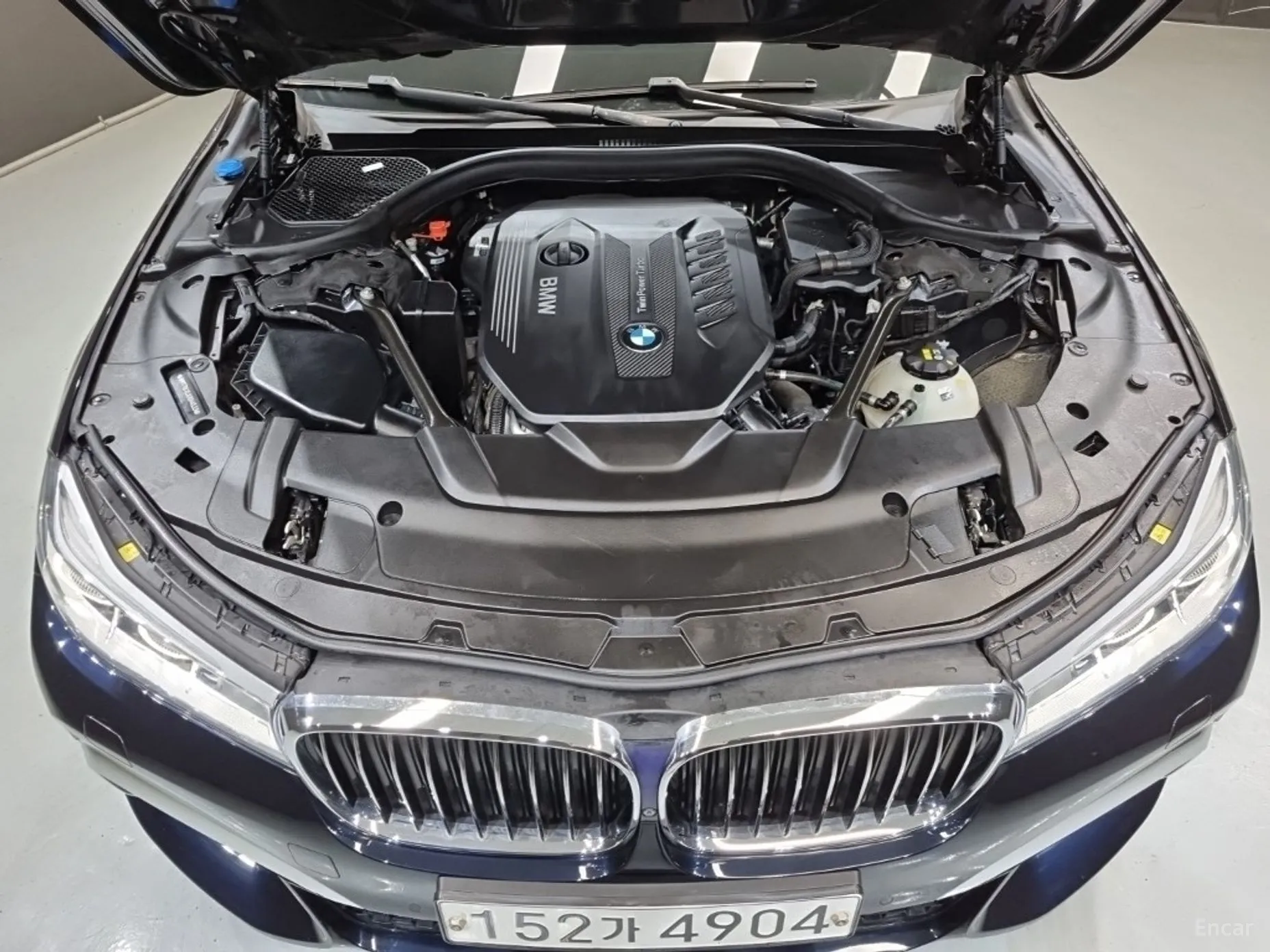 BMW 7 Series (G11) превью 6