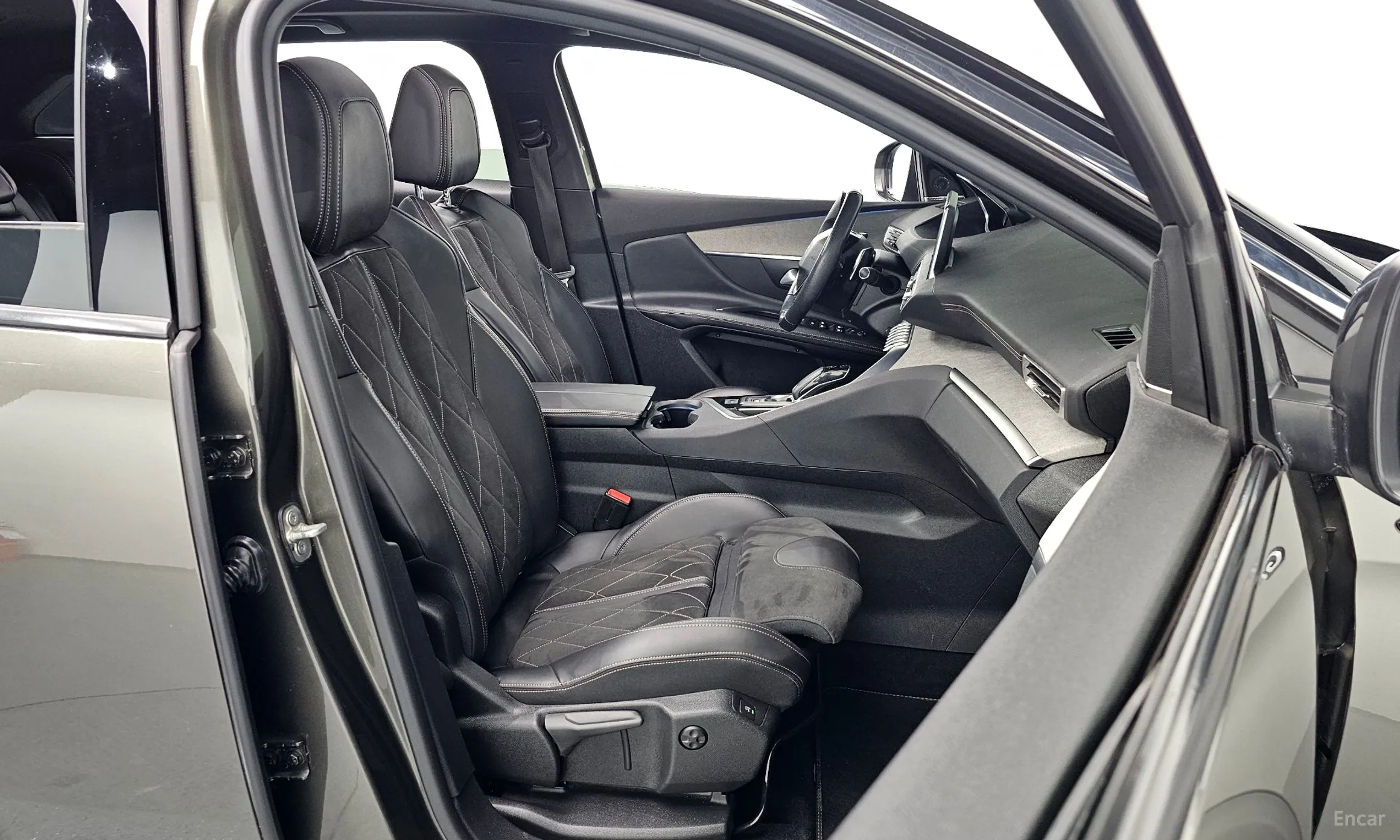 Peugeot 3008 2nd generation превью 10