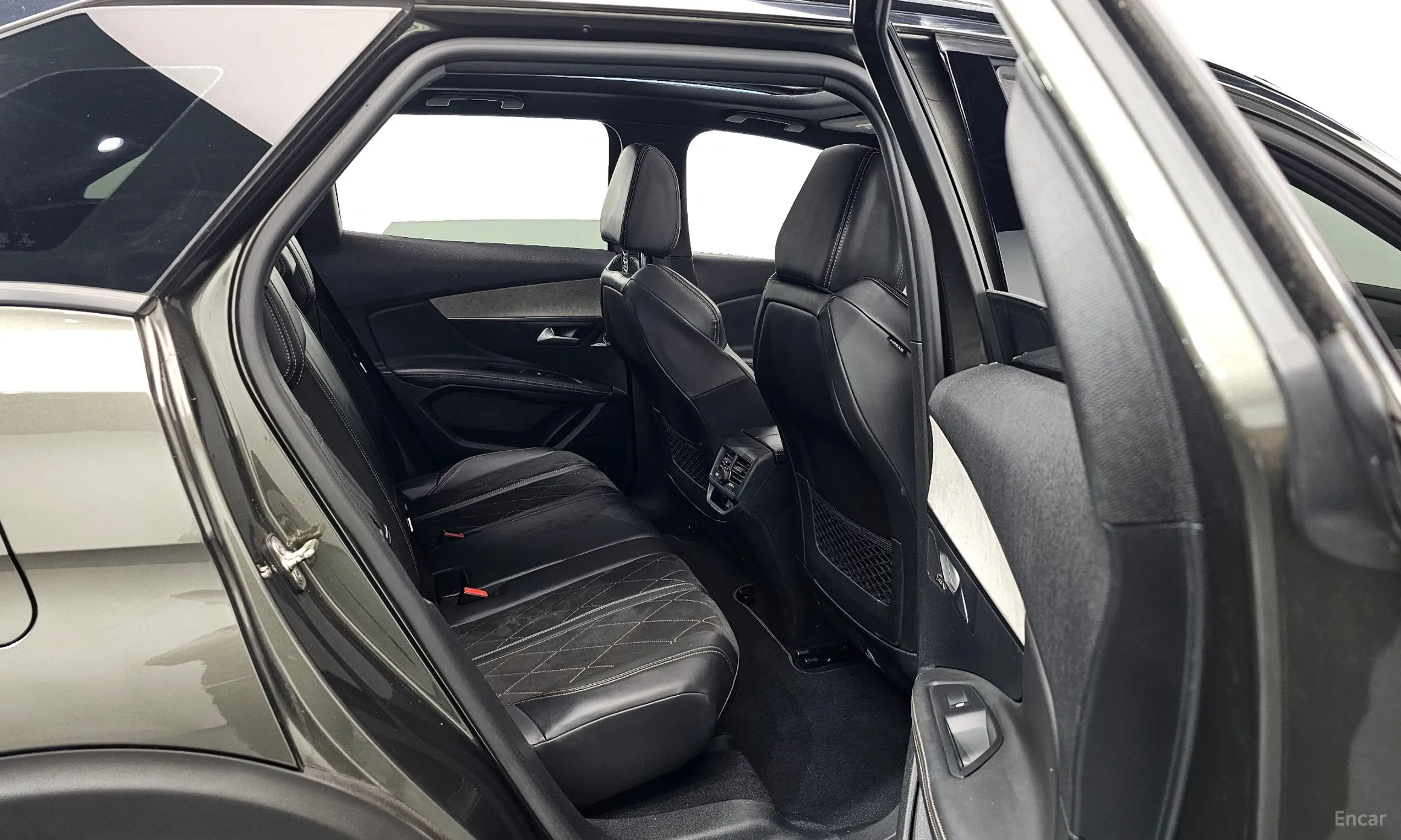 Peugeot 3008 2nd generation превью 11