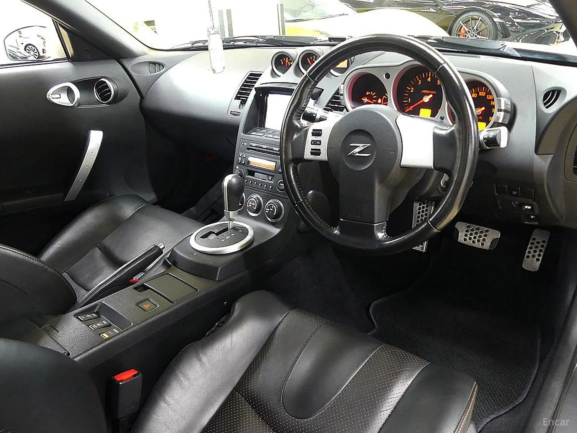 Nissan 350Z превью 7