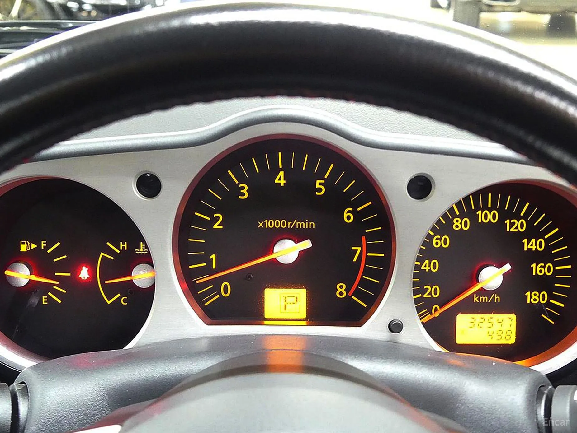 Nissan 350Z превью 8