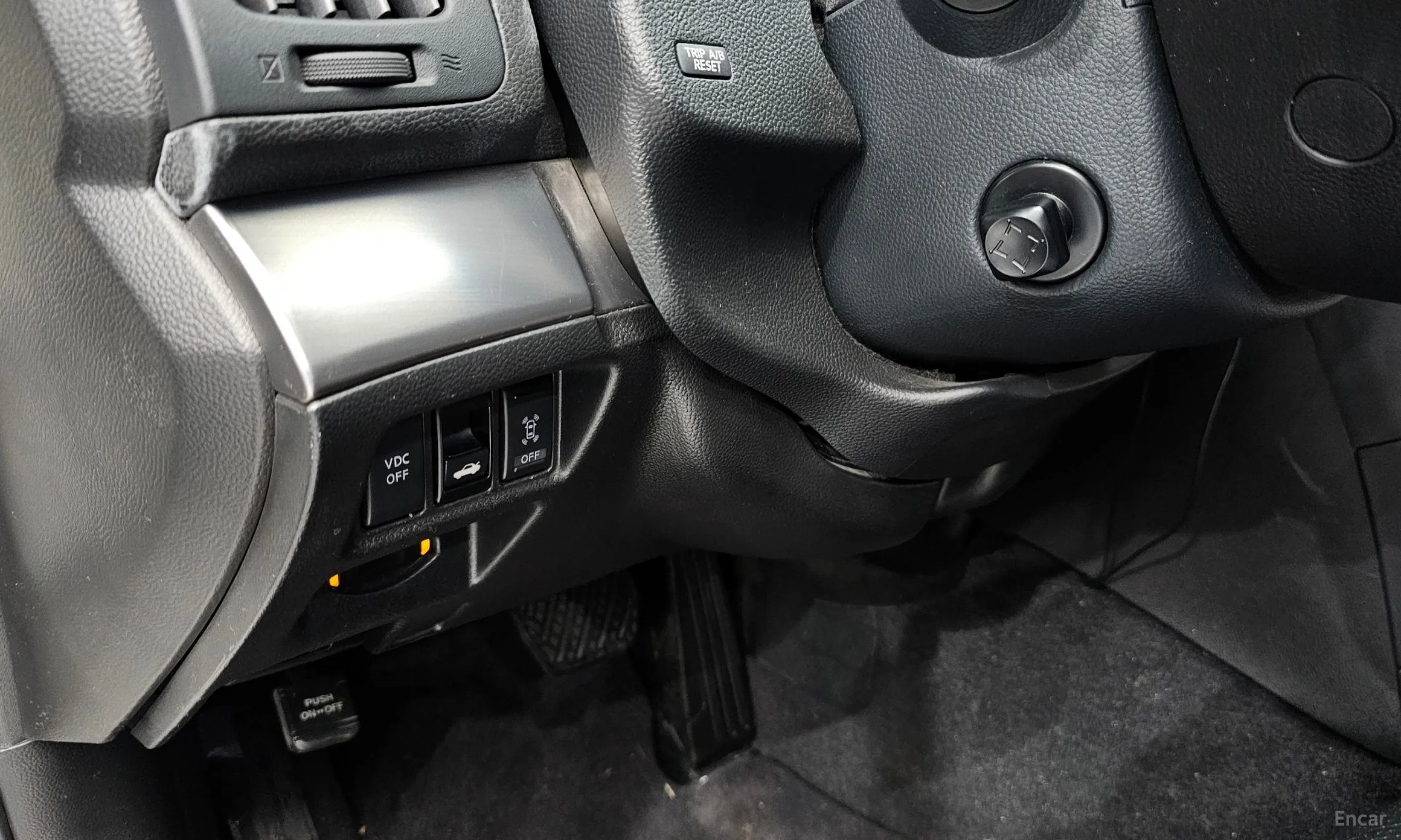 Infiniti G25 превью 19
