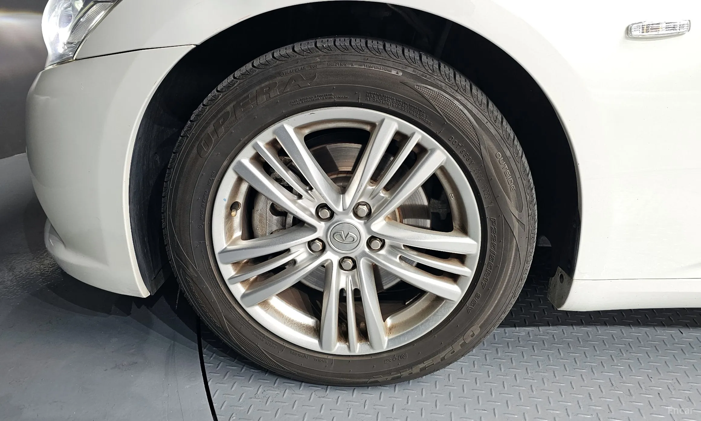Infiniti G25 превью 5