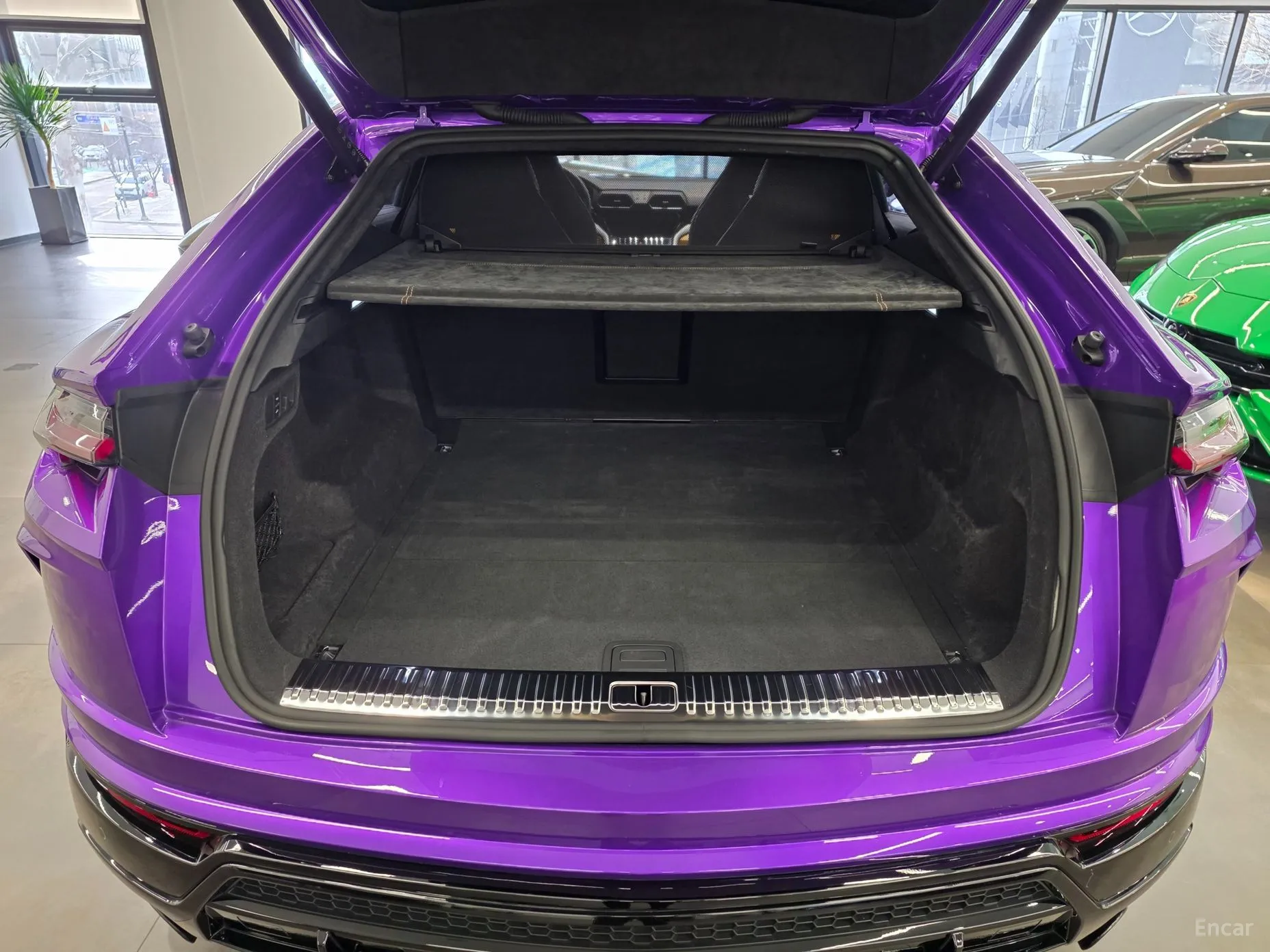 Lamborghini Urus превью 9