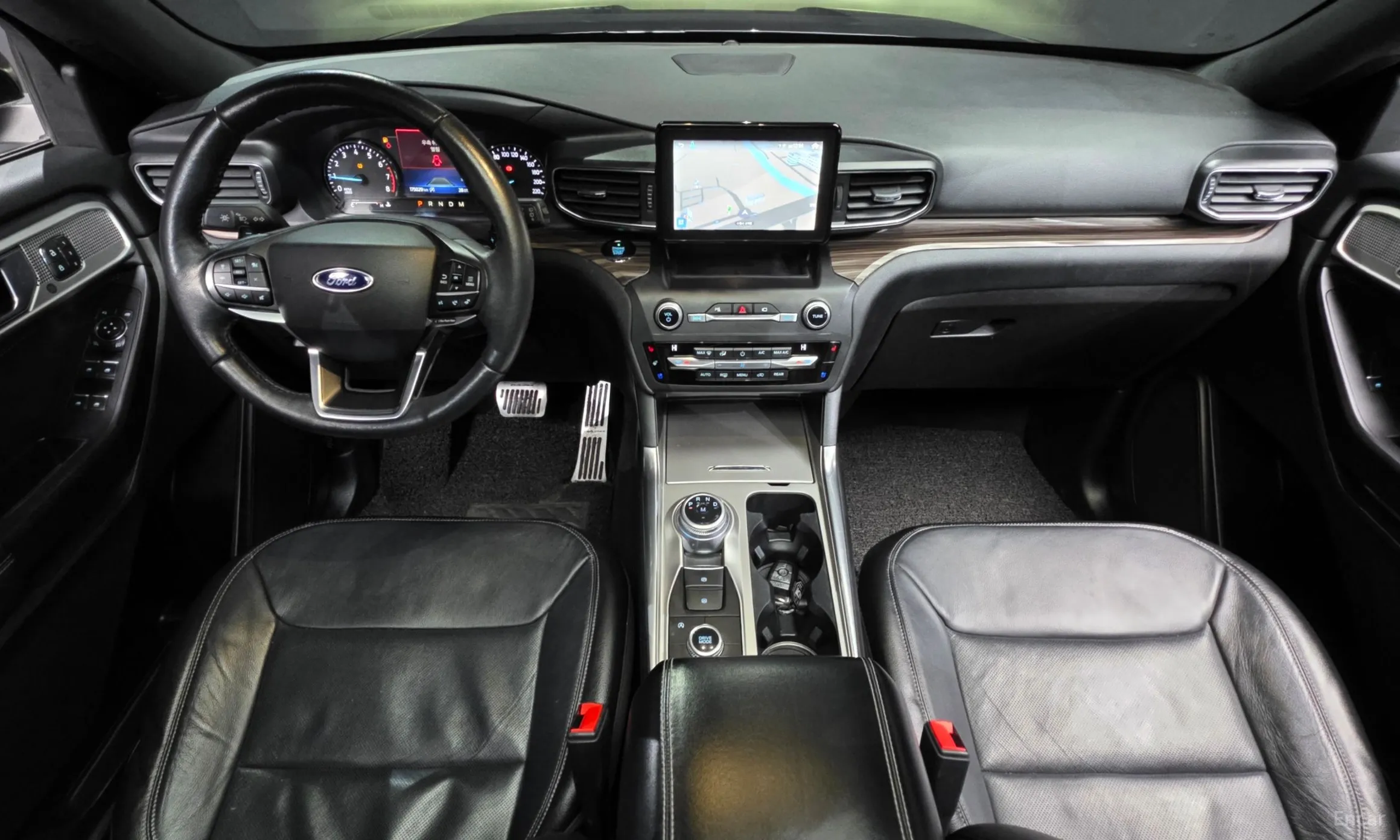 Ford Explorer 6th Generation превью 7