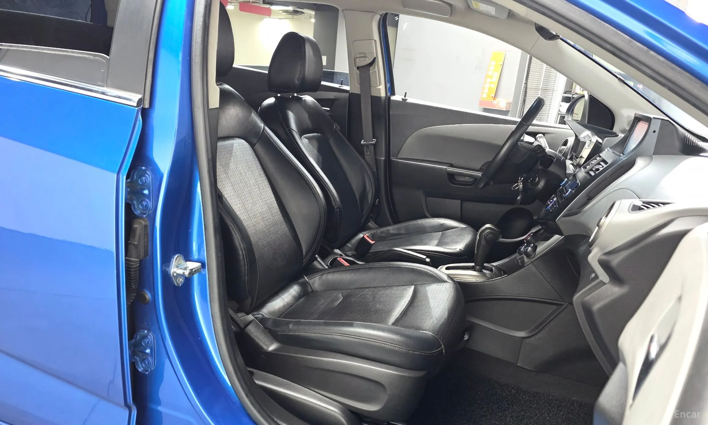 Chevrolet (GM Daewoo) Aveo Hatchback превью 10