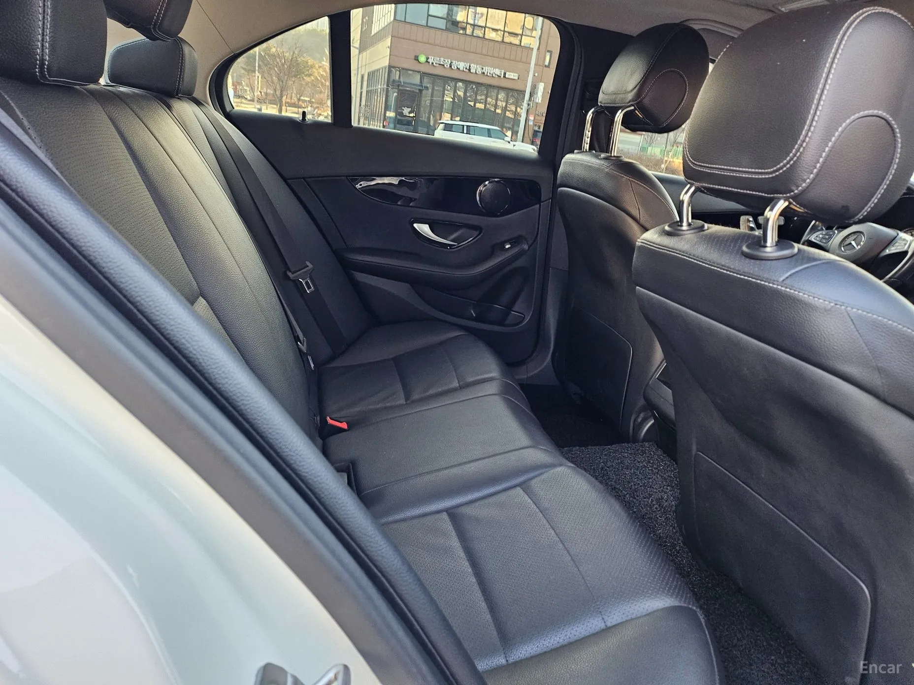 Mercedes Benz C-Class W205 превью 13