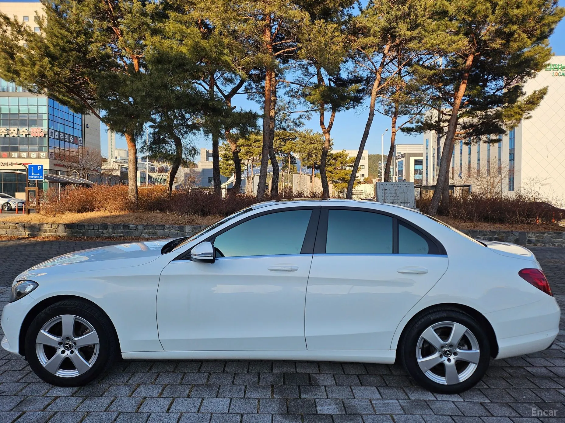 Mercedes Benz C-Class W205 превью 4