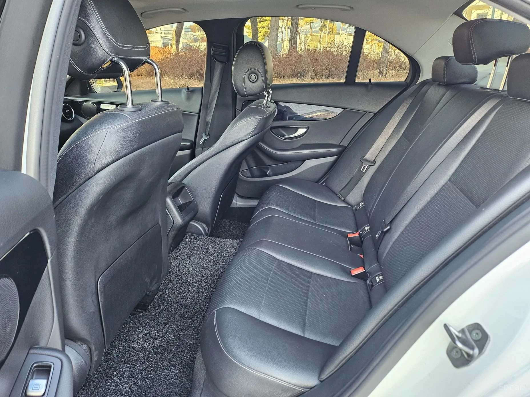 Mercedes Benz C-Class W205 превью 9