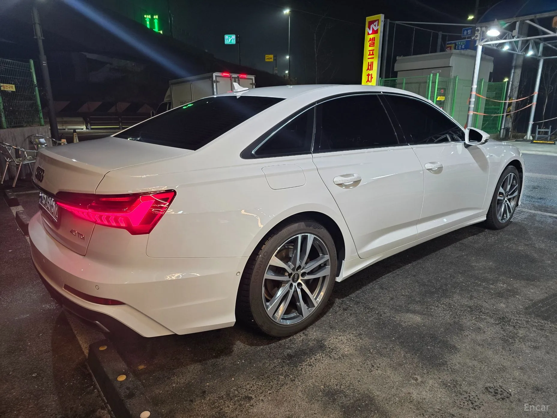 Audi A6 (C8) превью 5