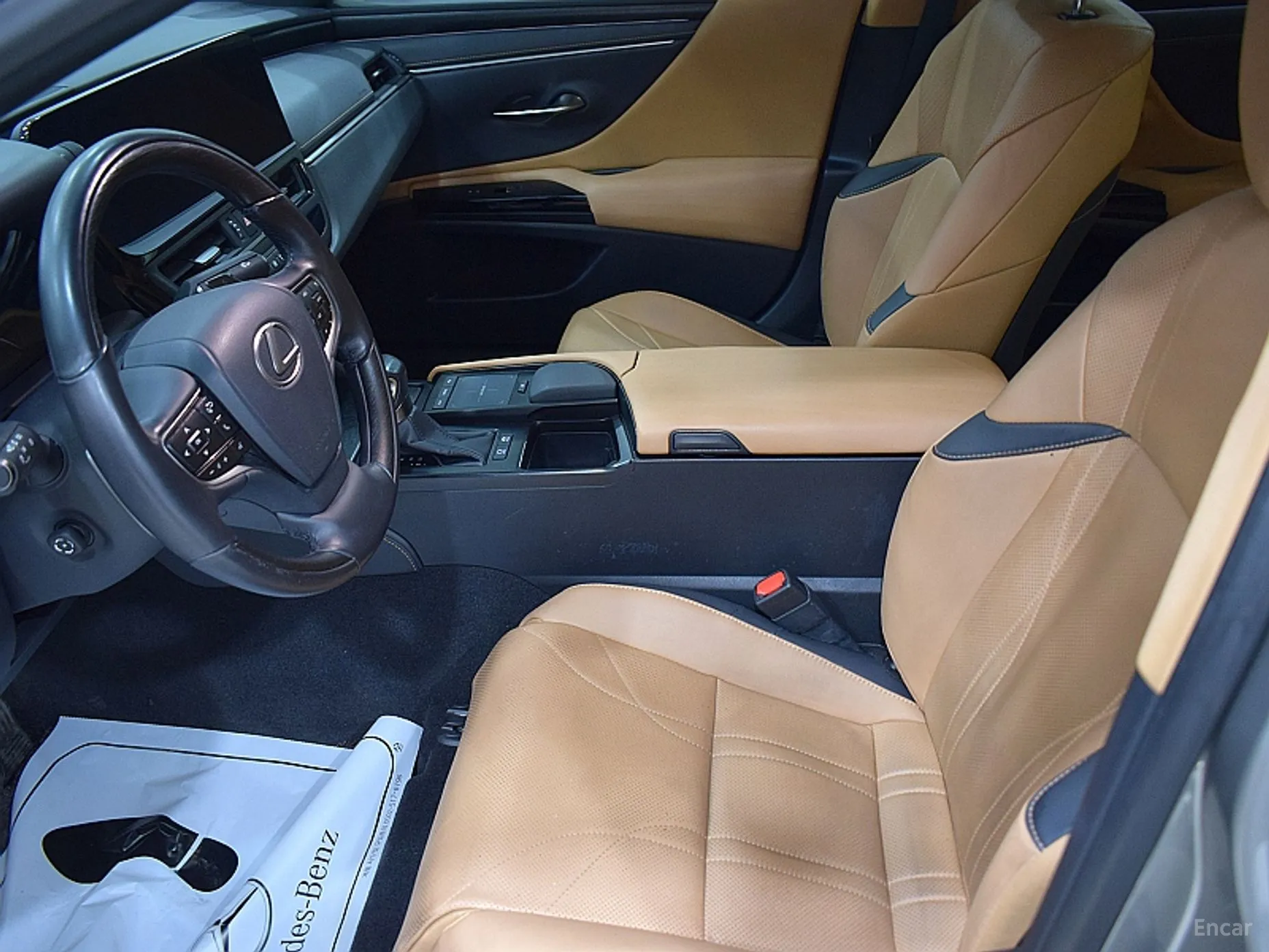 Lexus ES300h 7th Generation превью 14