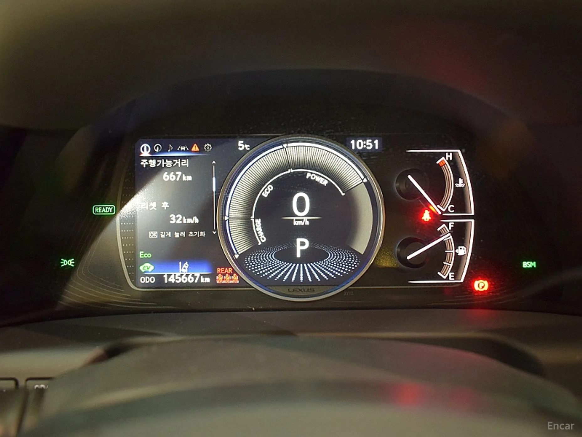 Lexus ES300h 7th Generation превью 7