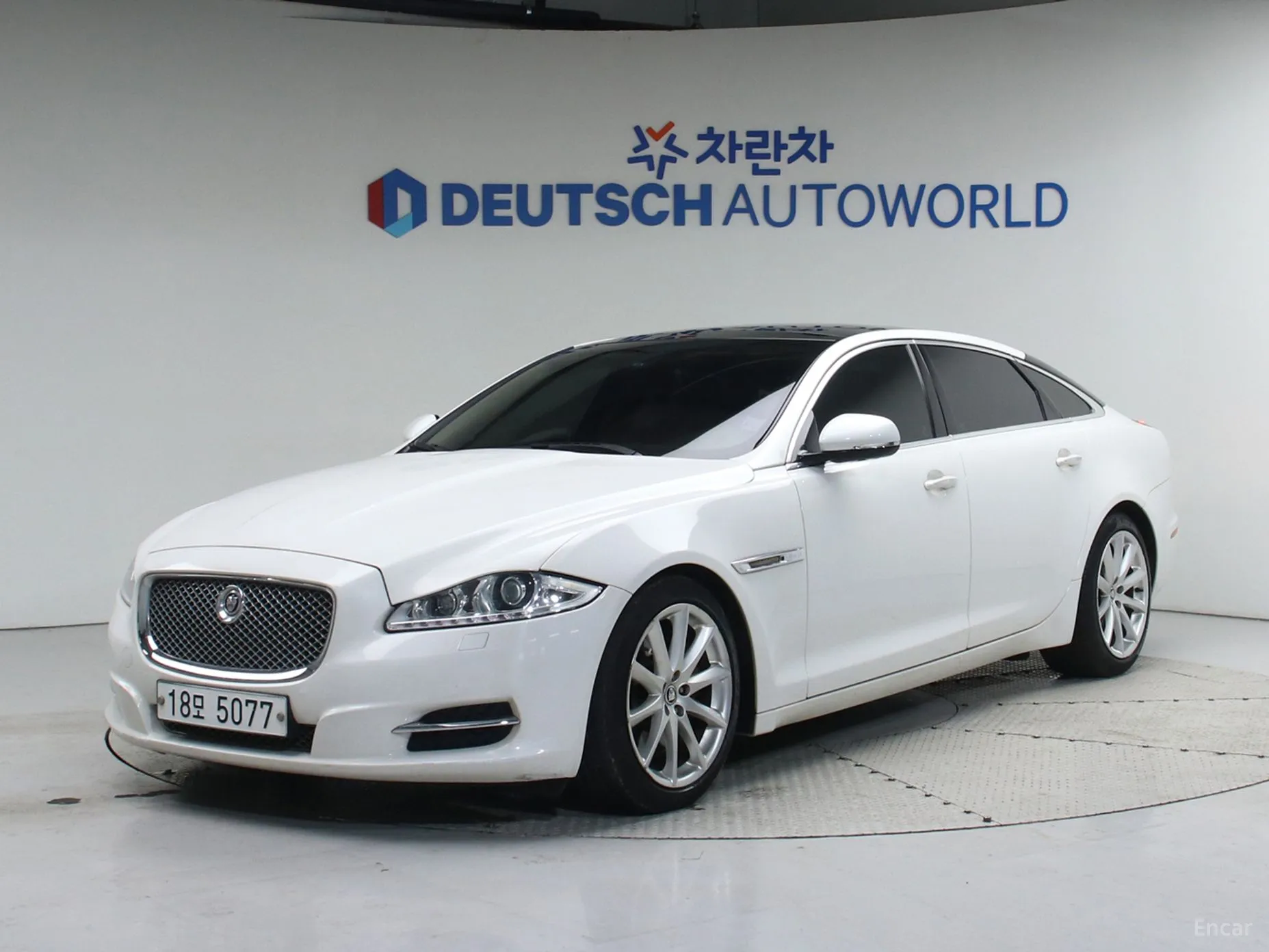 Jaguar All New XJ