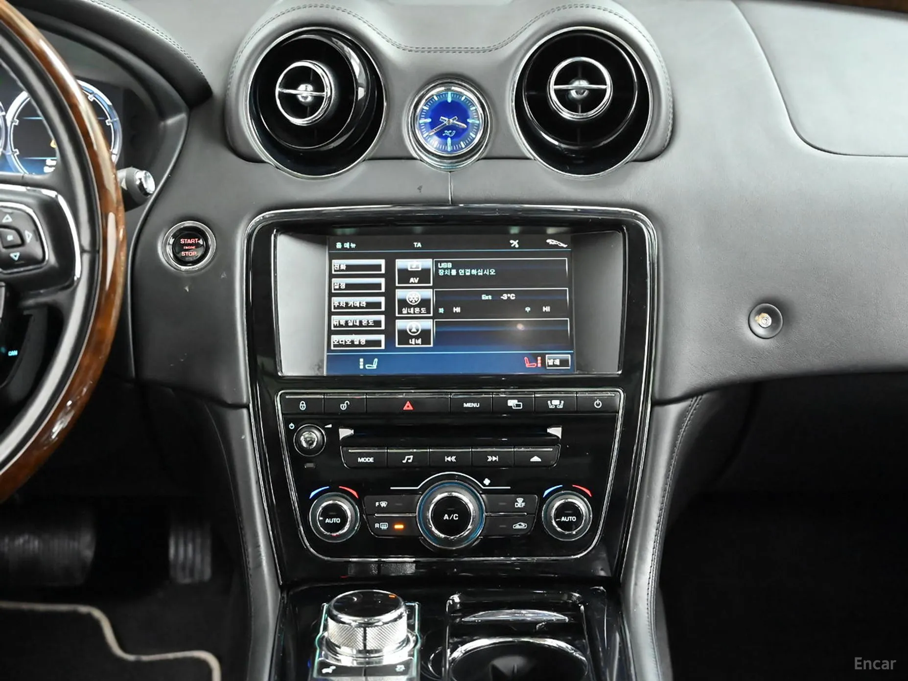 Jaguar All New XJ превью 14