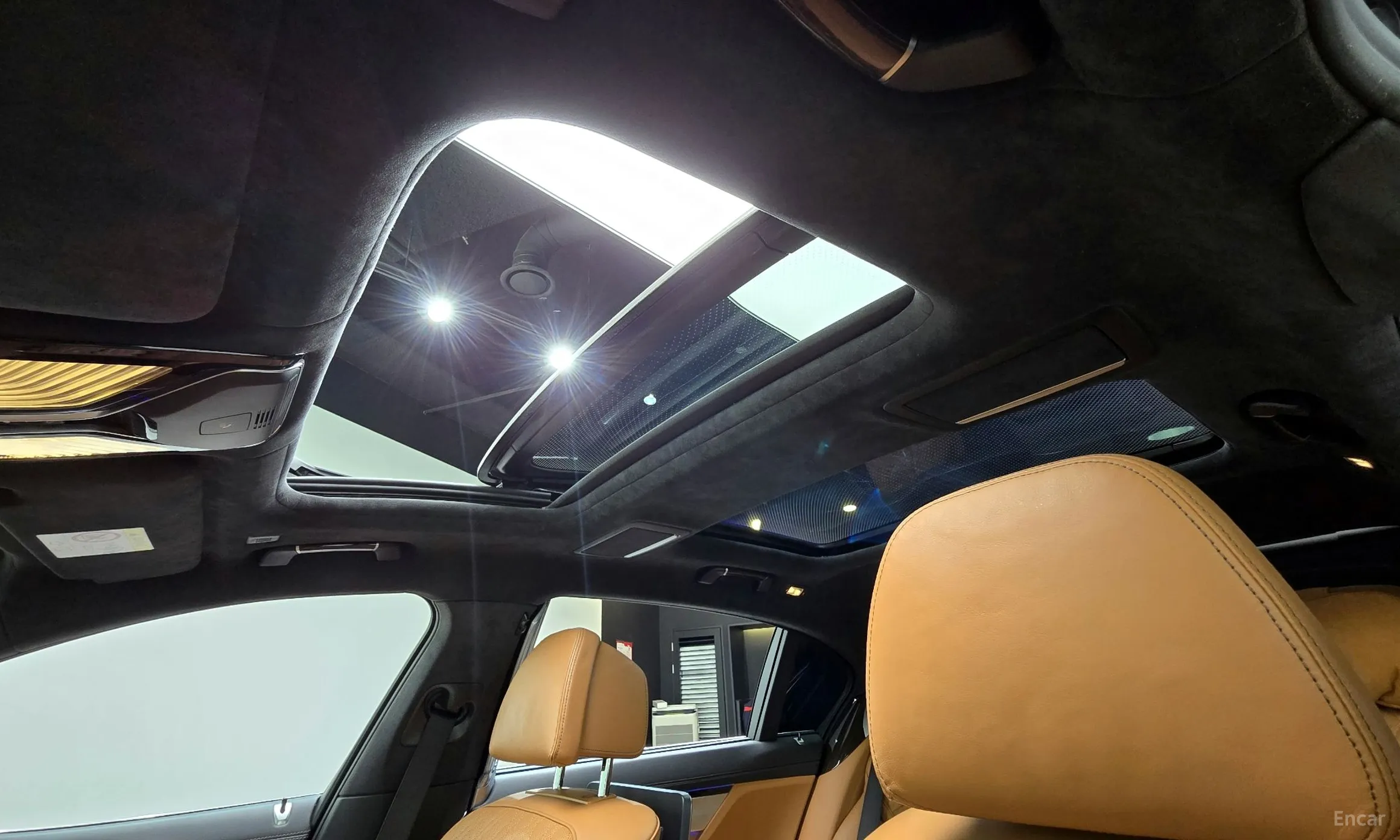 BMW 7 Series (G11) превью 19