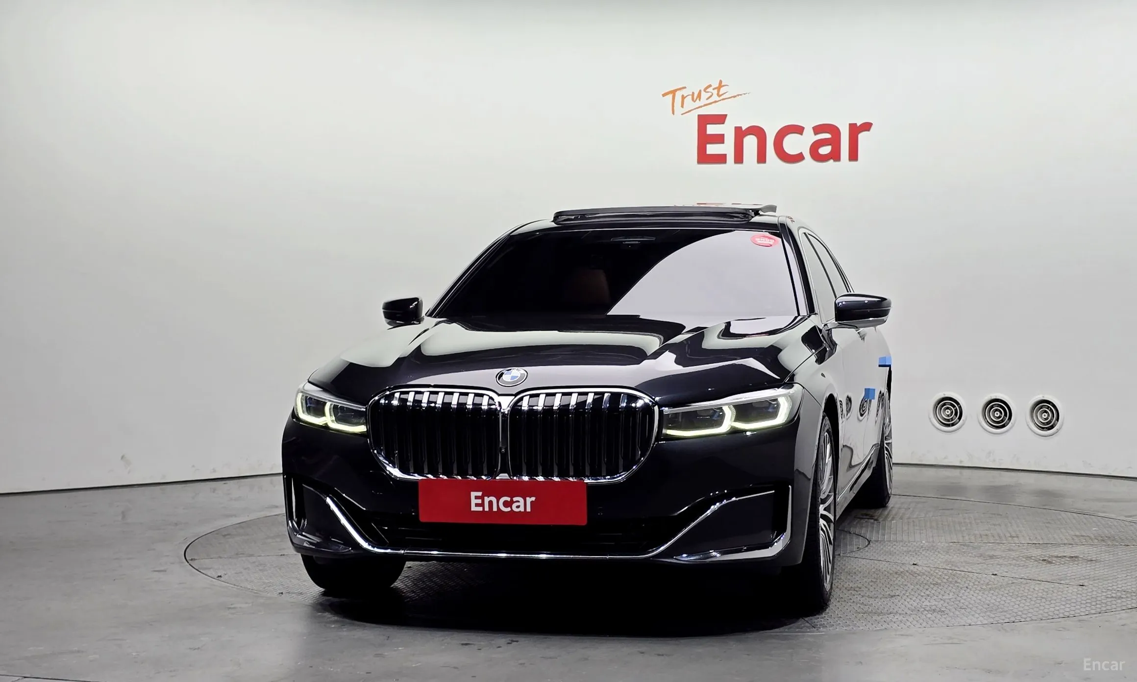 BMW 7 Series (G11) превью 3