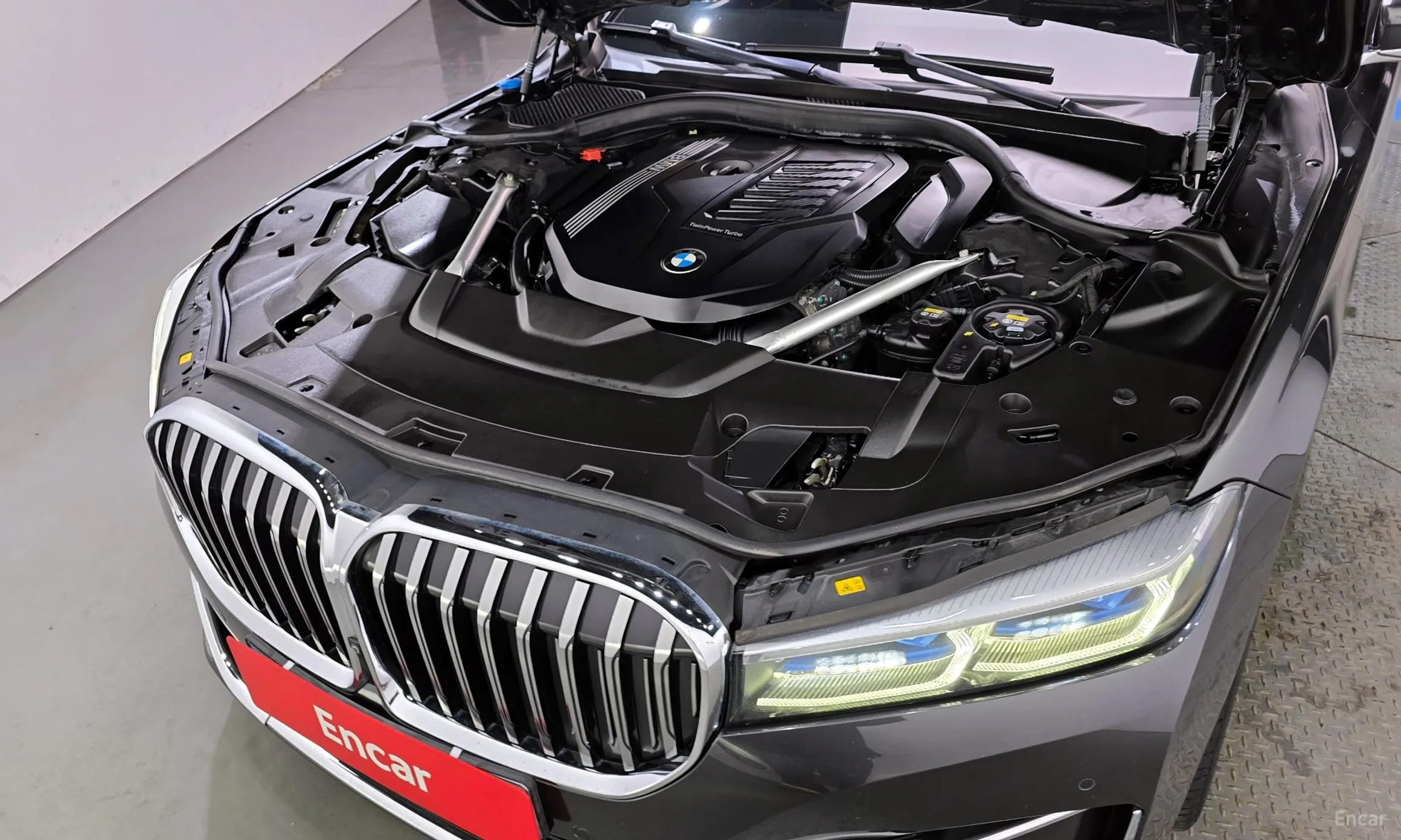 BMW 7 Series (G11) превью 6