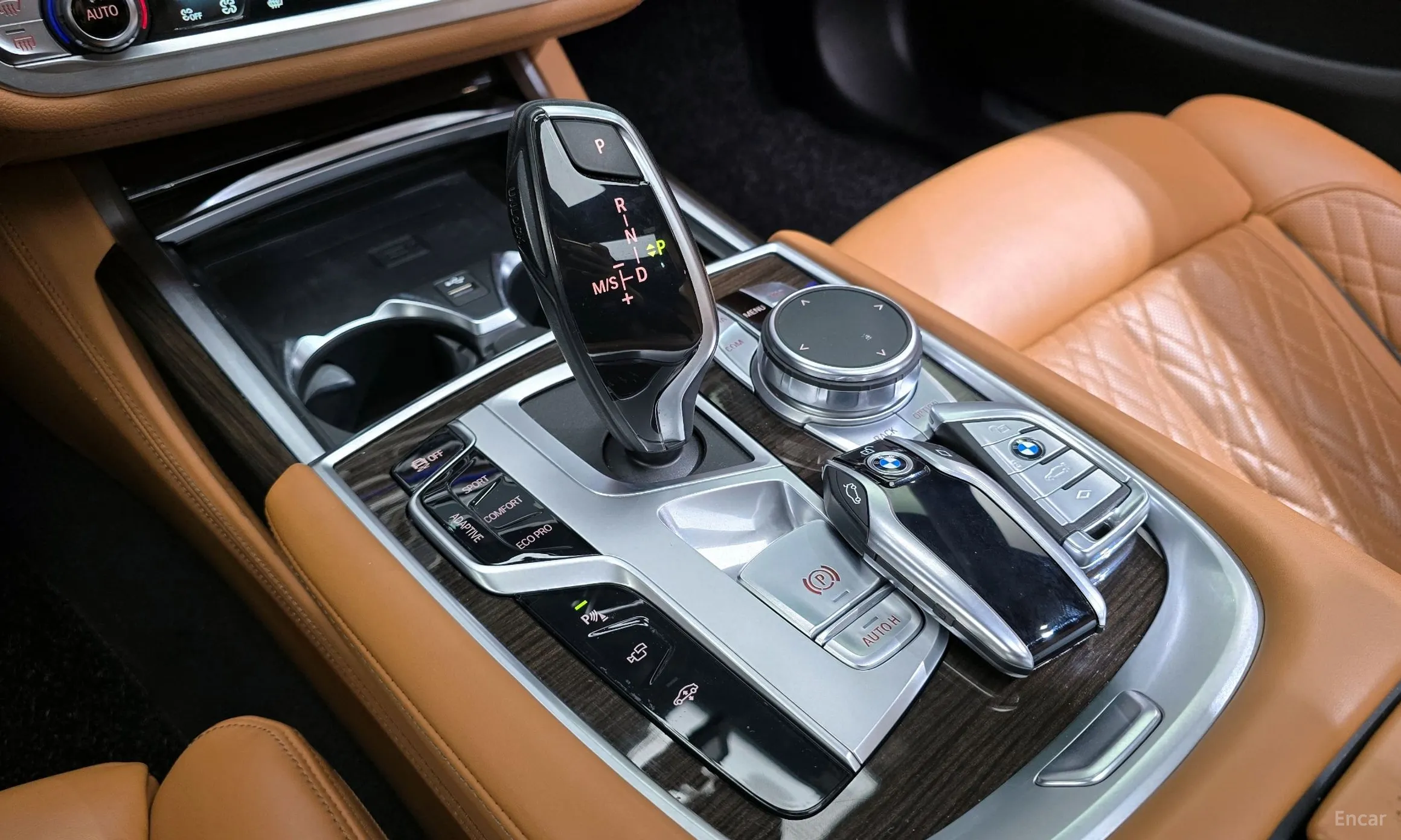 BMW 7 Series (G11) превью 9