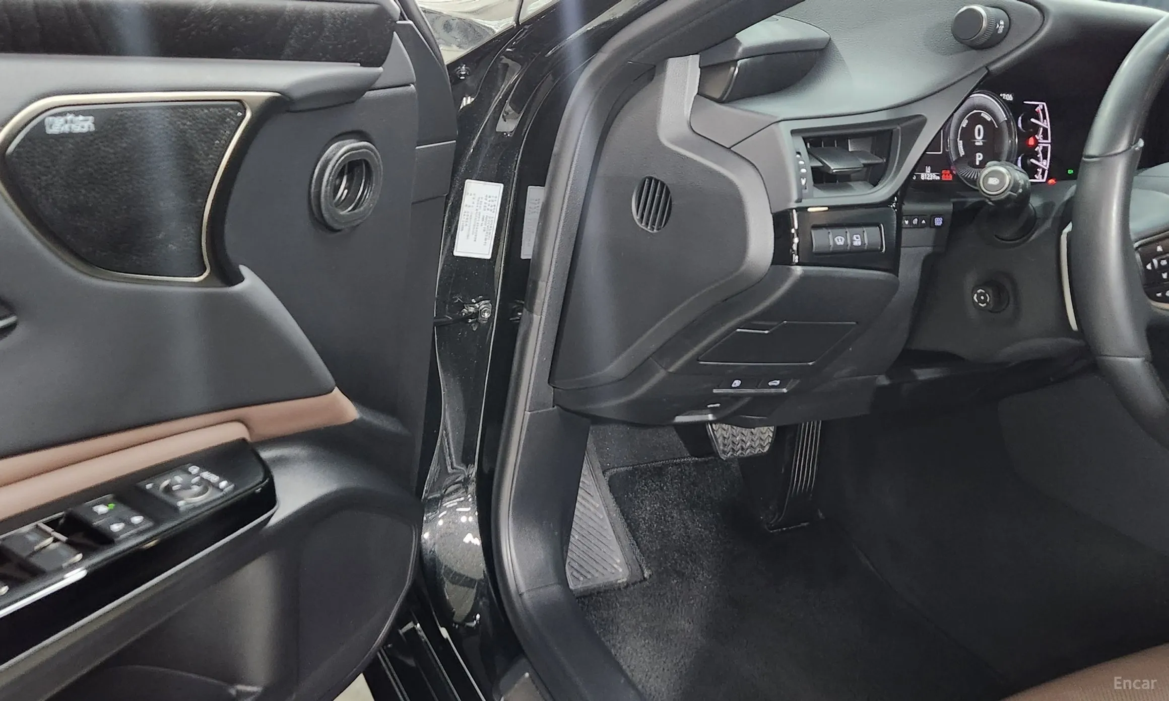 Lexus ES300h 7th Generation превью 13
