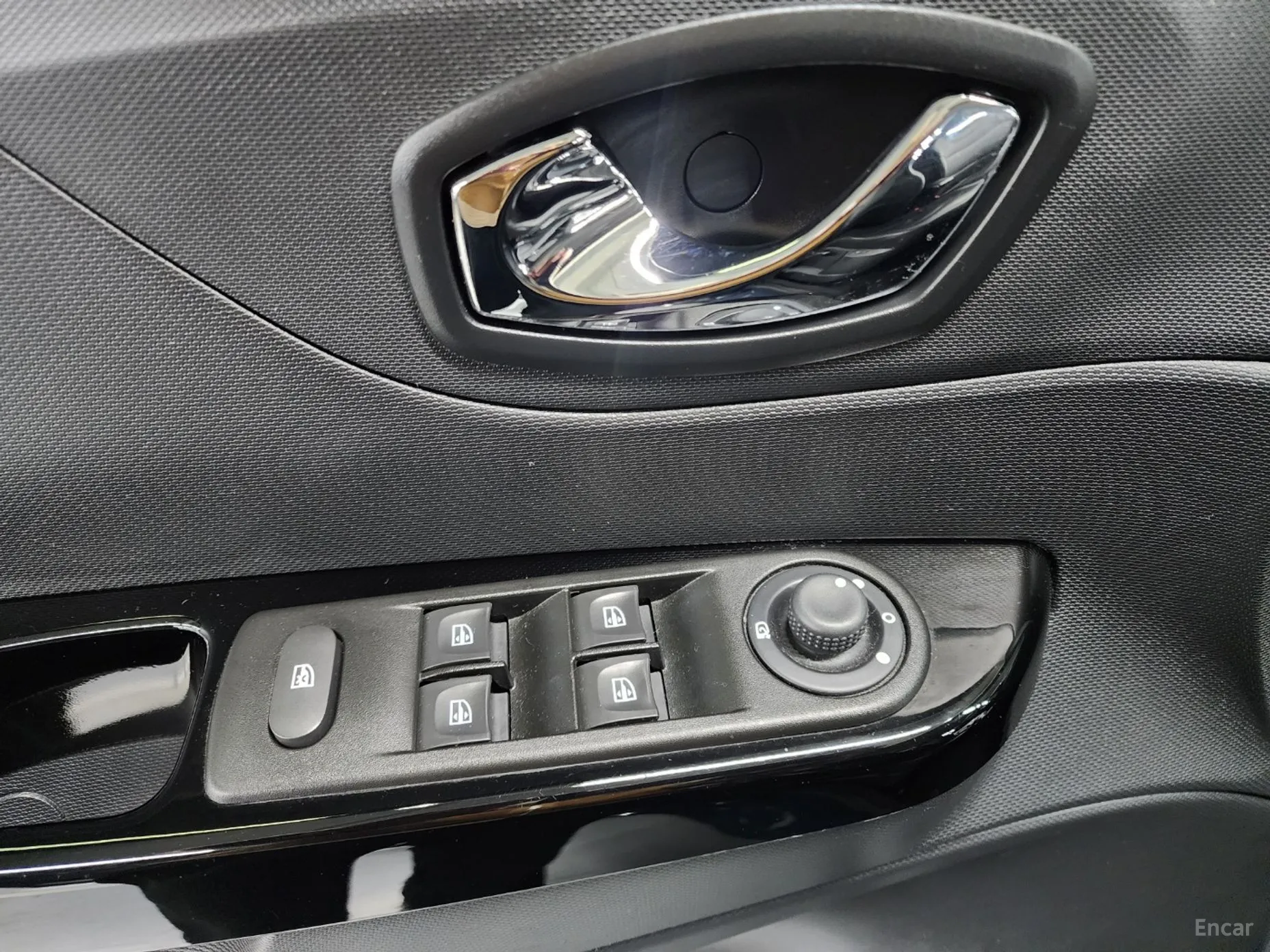 Renault Korea (Samsung) QM3 превью 16