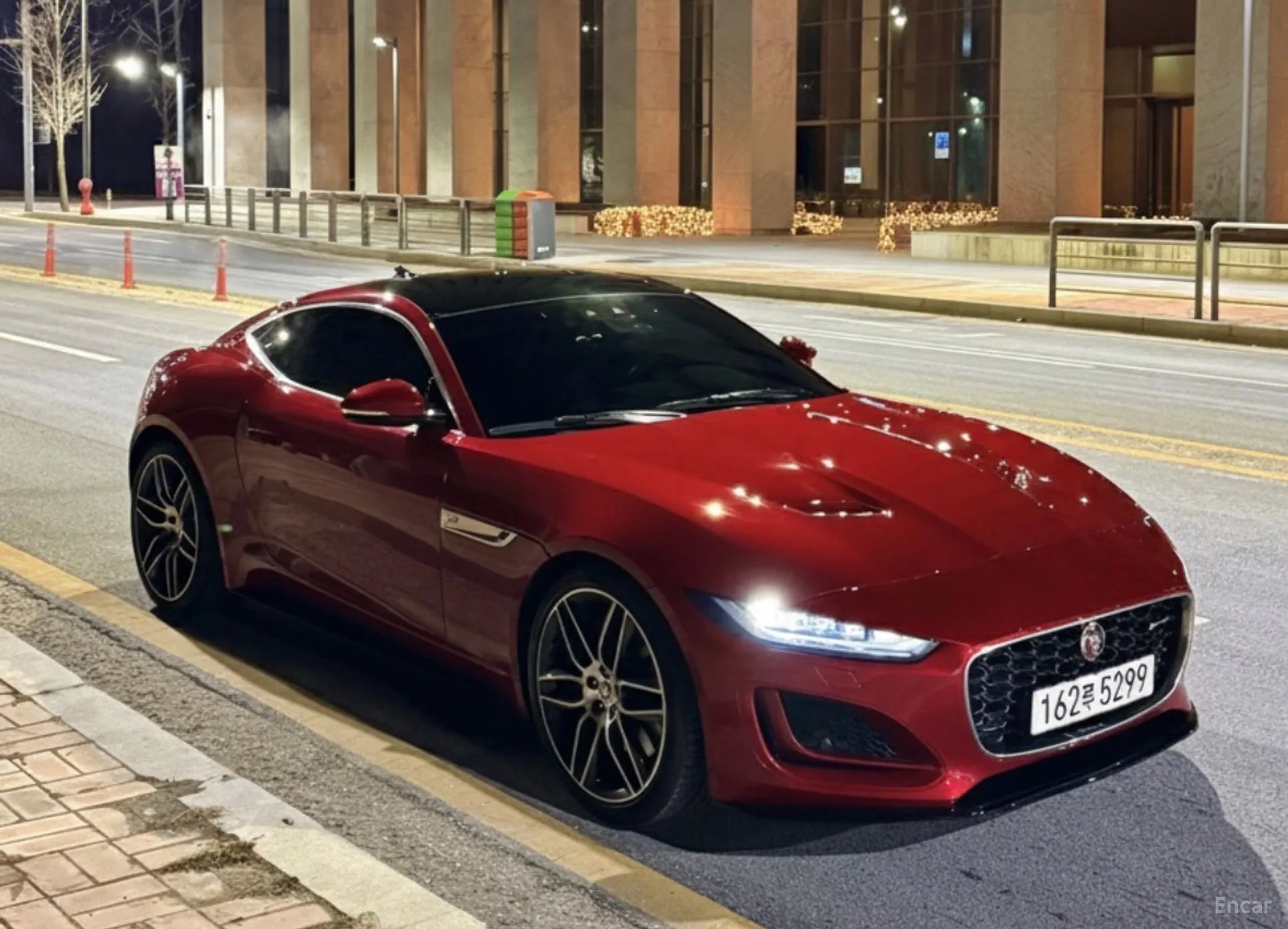 Jaguar F-TYPE превью 15