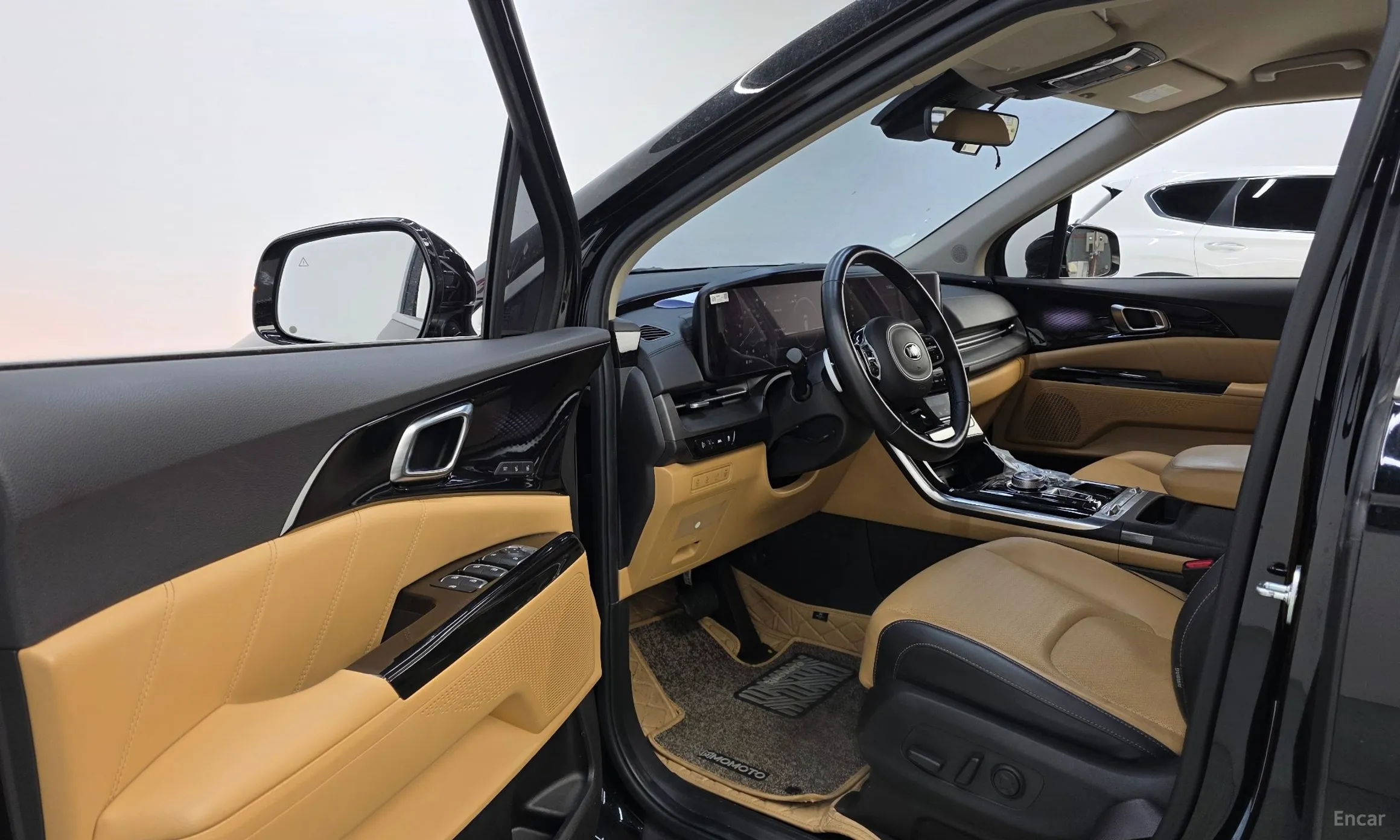 Kia Carnival Gen 4 превью 10