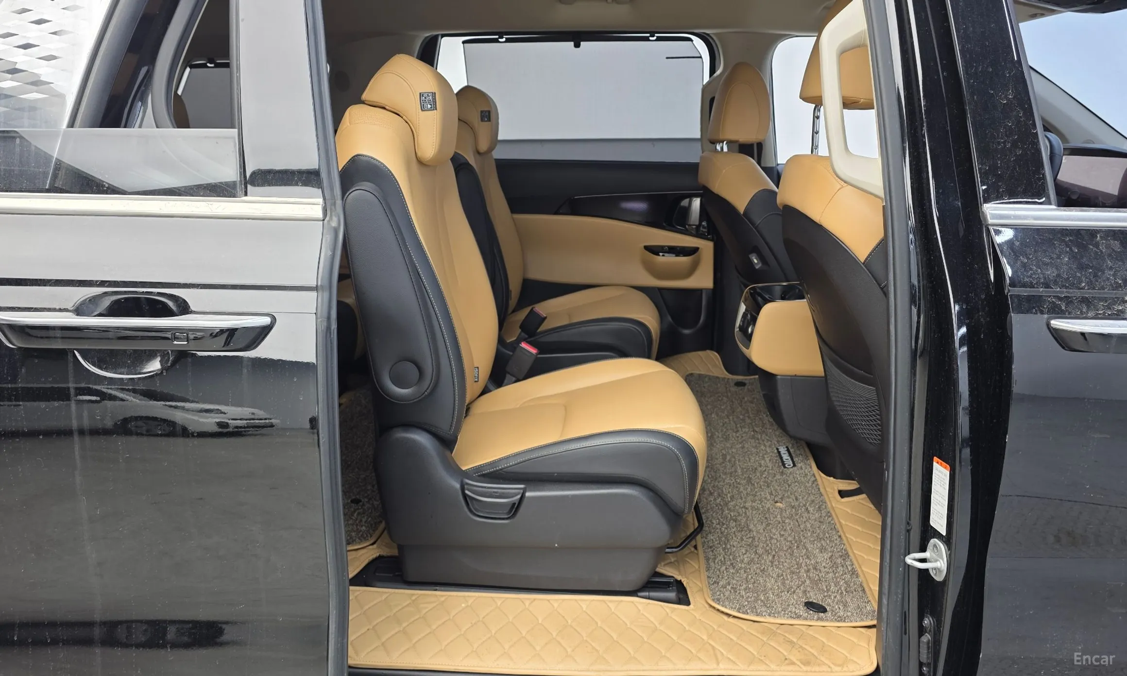 Kia Carnival Gen 4 превью 12