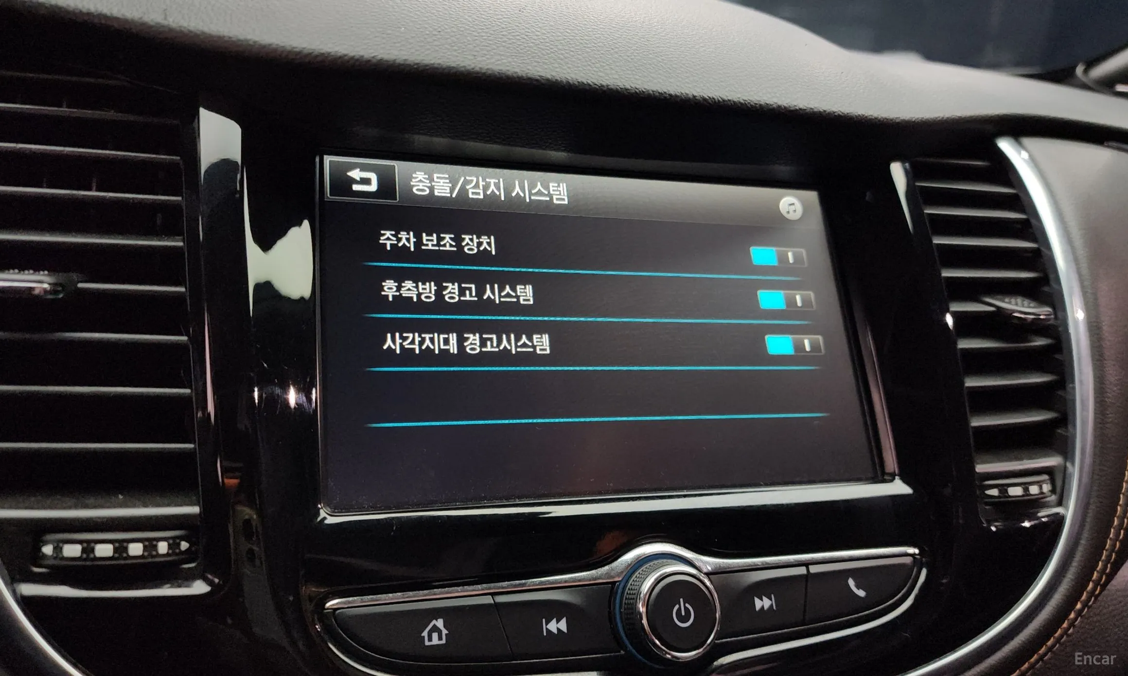 Chevrolet (GM Daewoo) Trax превью 14