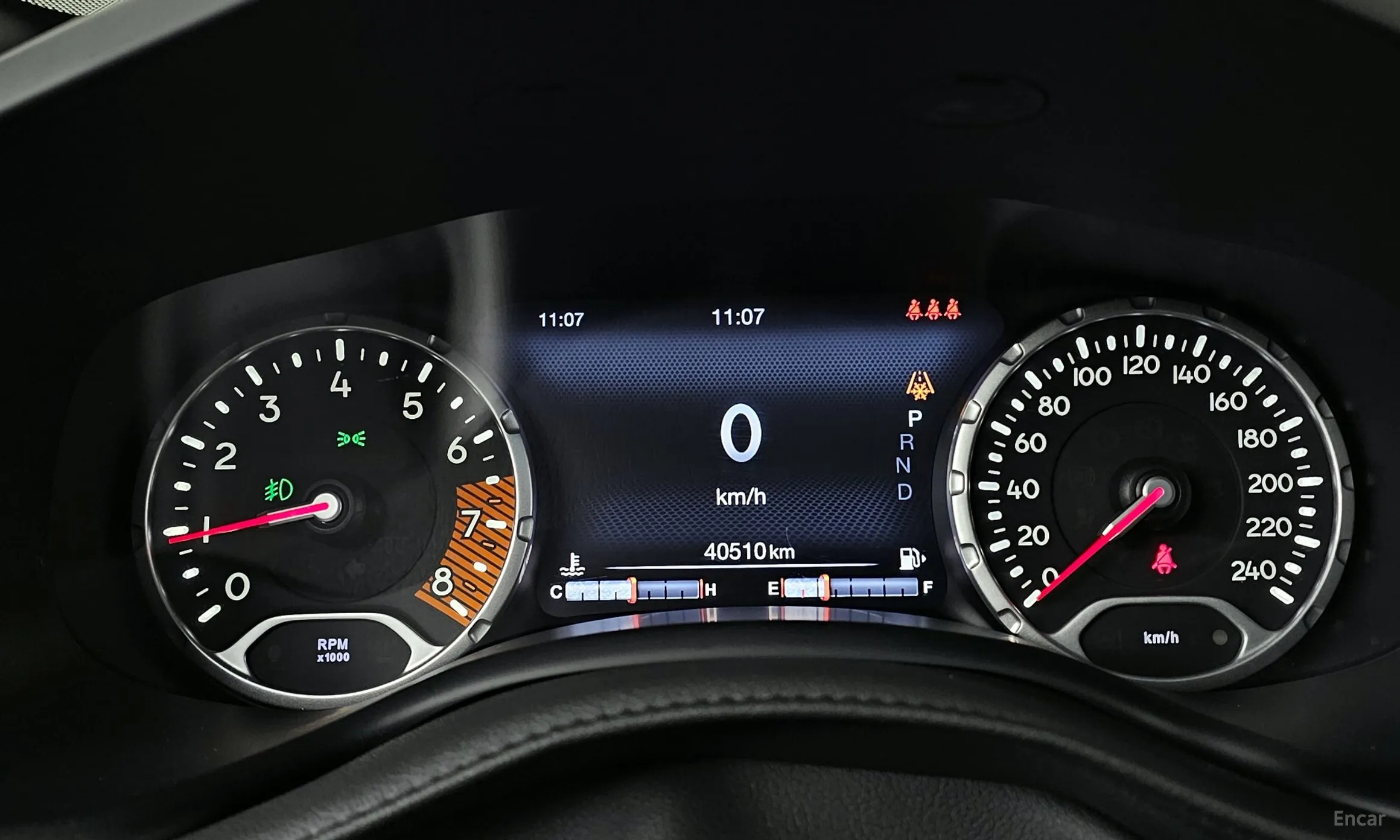 Jeep Renegade превью 8
