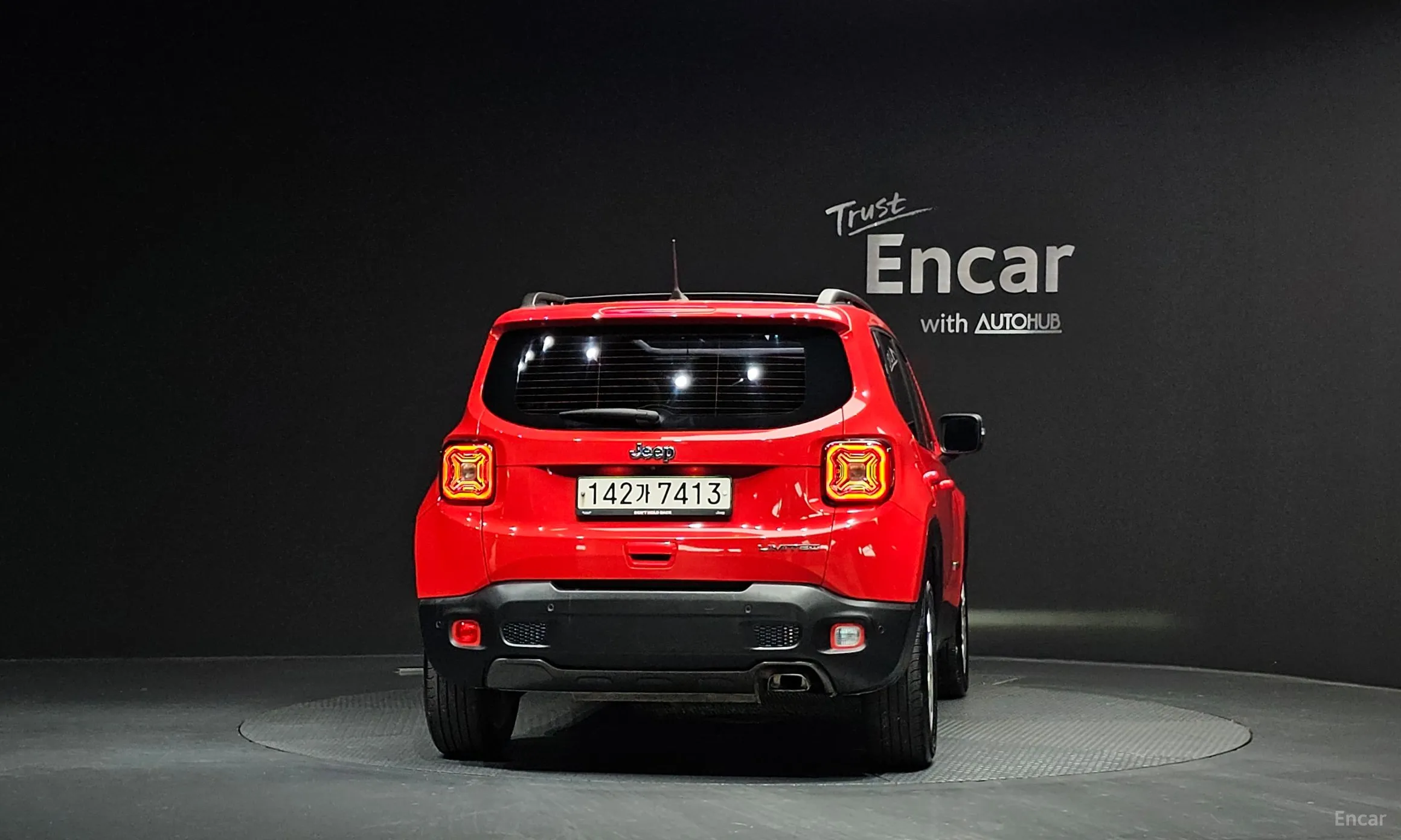 Jeep Renegade превью 4