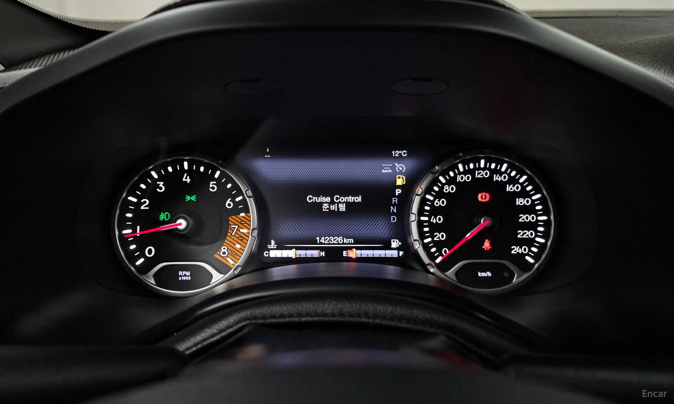 Jeep Renegade превью 8