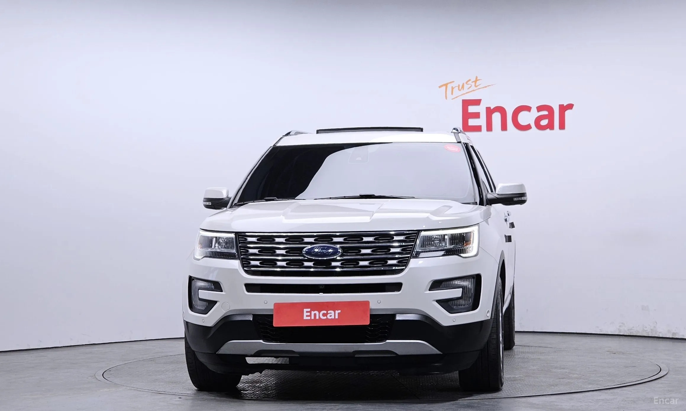 Ford Explorer превью 3