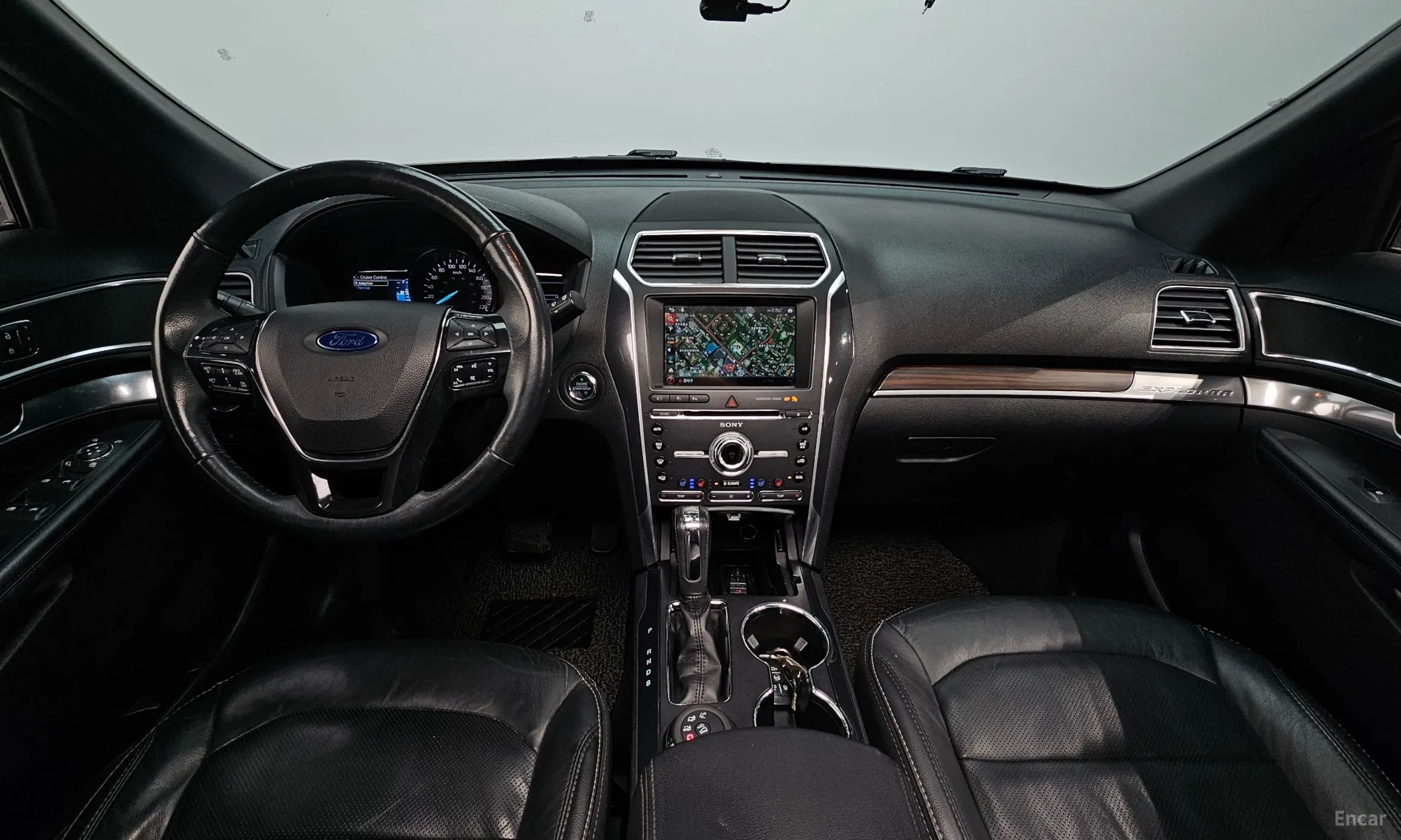 Ford Explorer превью 7