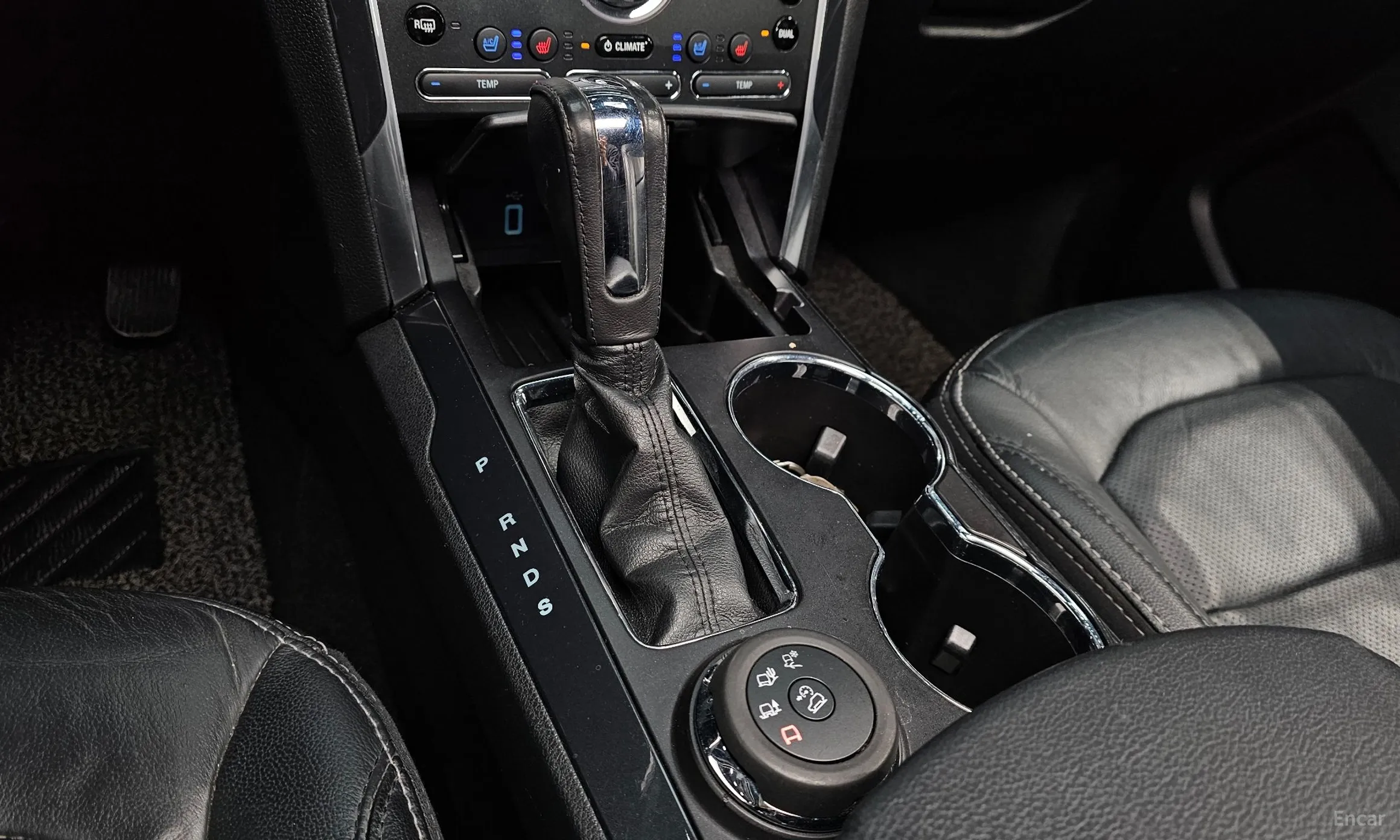 Ford Explorer превью 9