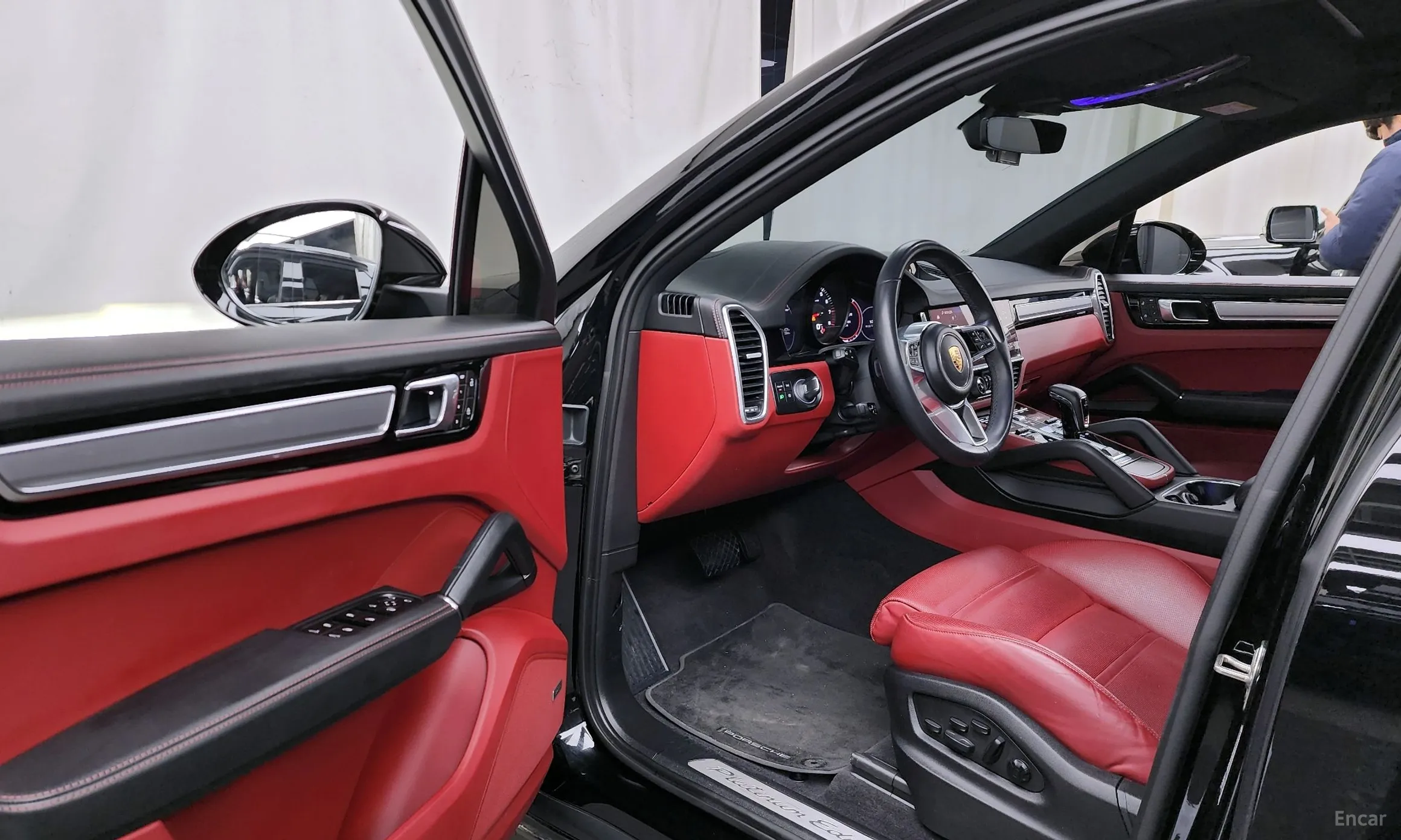 Porsche Cayenne (PO536) превью 10