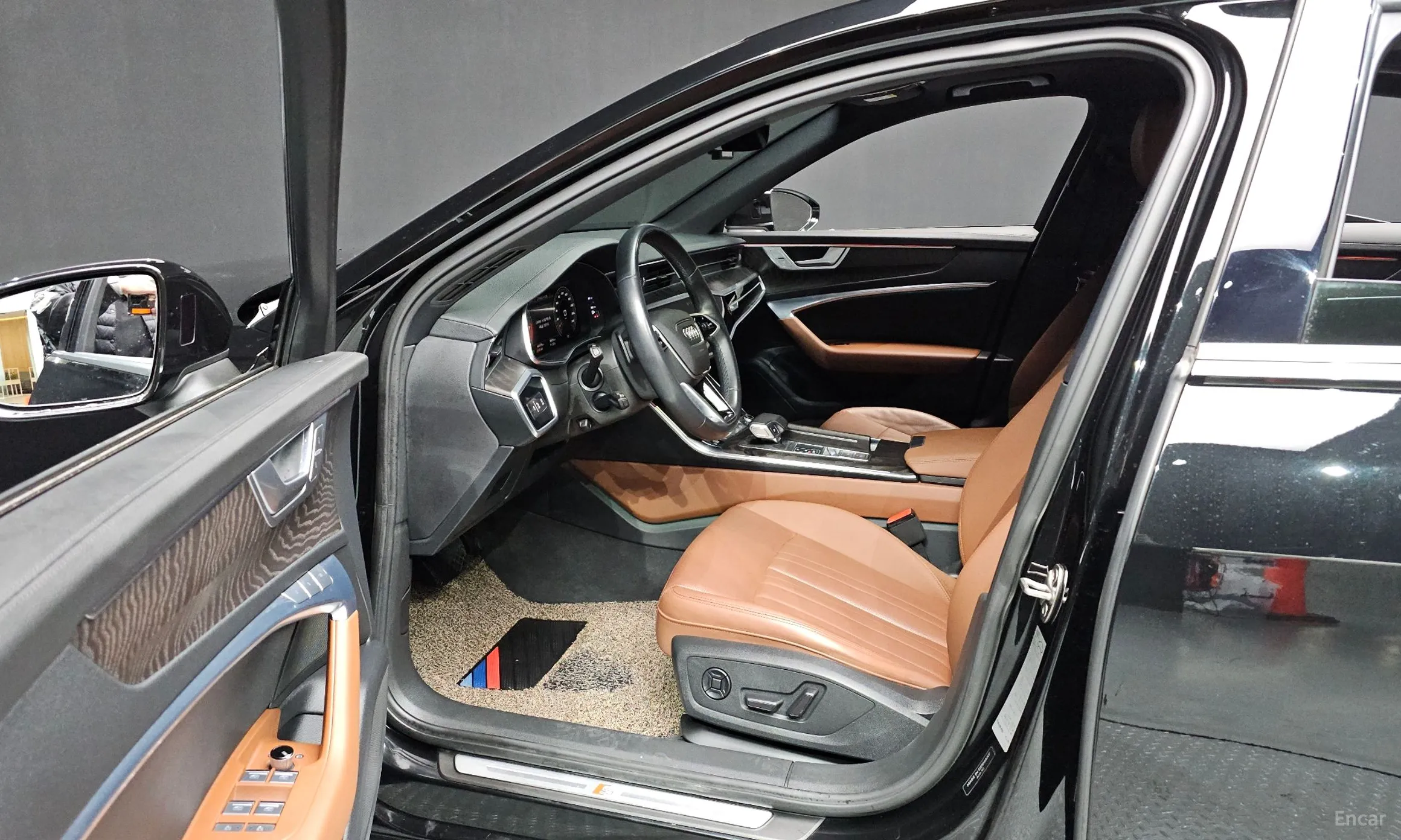 Audi A6 (C8) превью 10