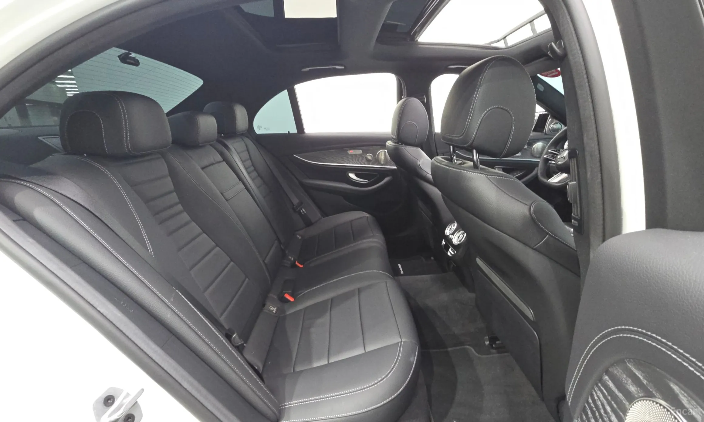 Mercedes Benz E-Class W213 превью 12