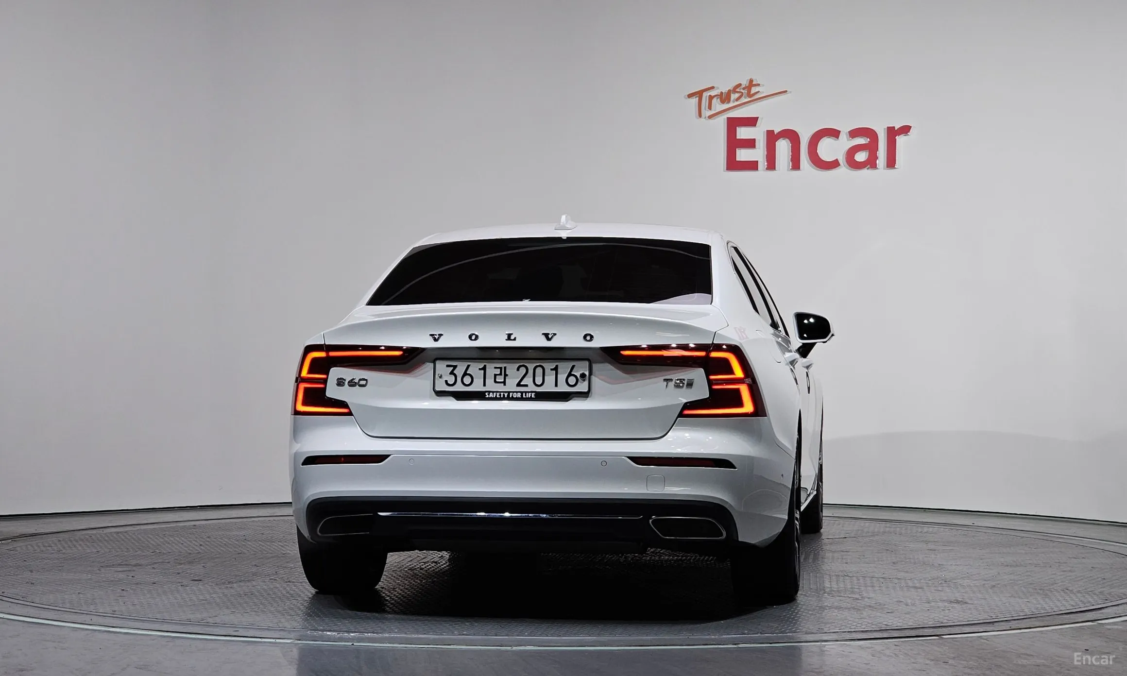 Volvo S60 3rd Generation превью 4
