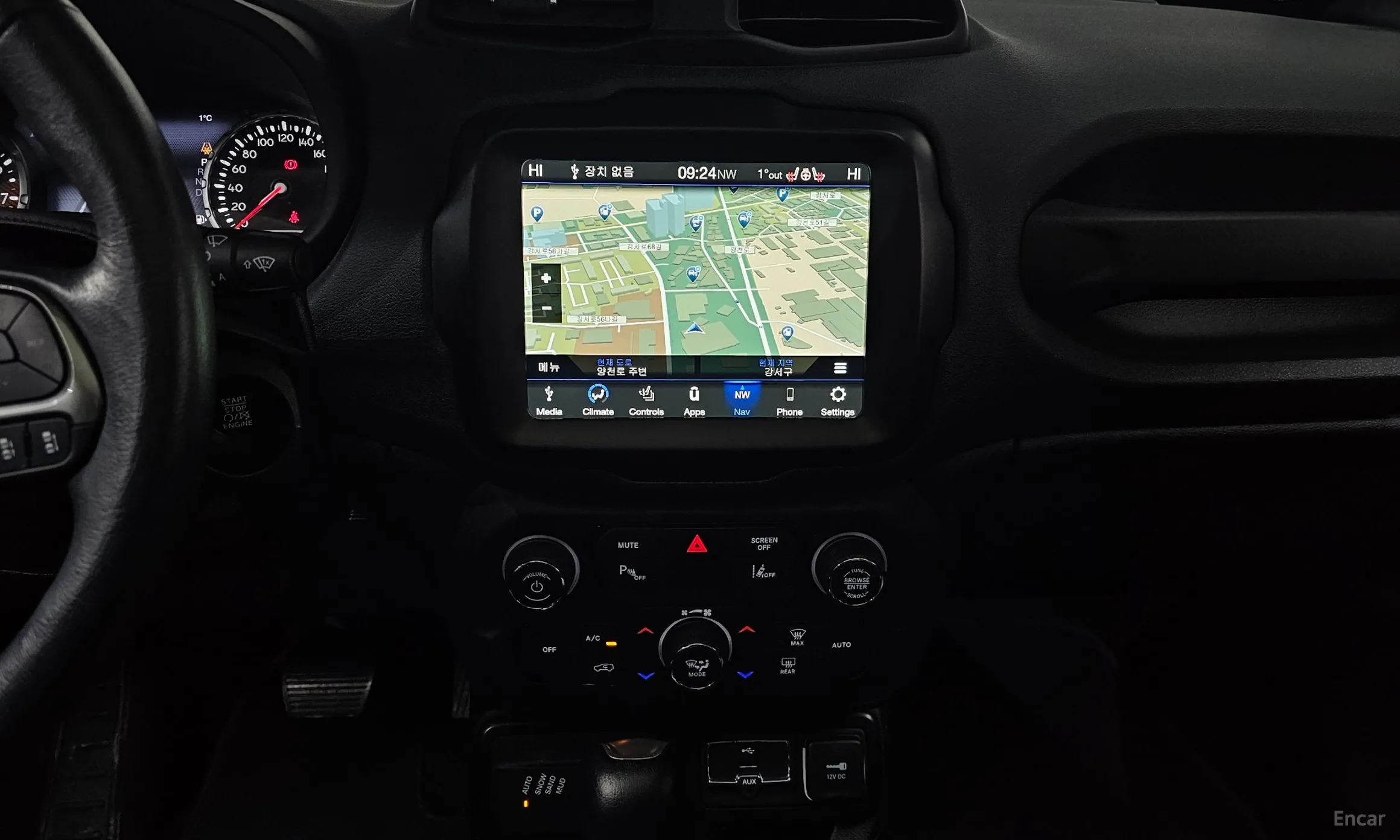 Jeep Renegade превью 14