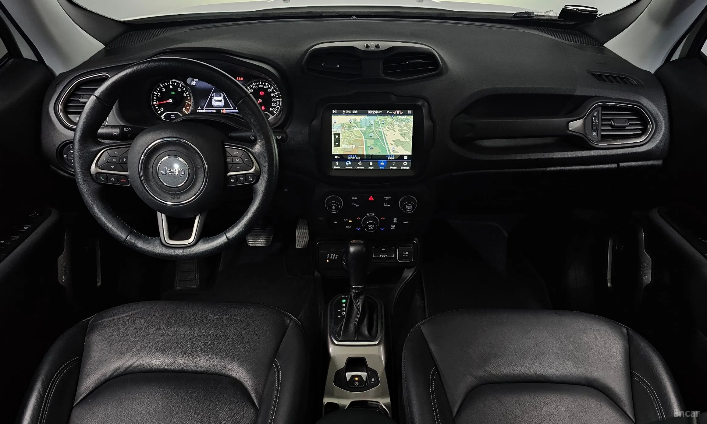 Jeep Renegade превью 7