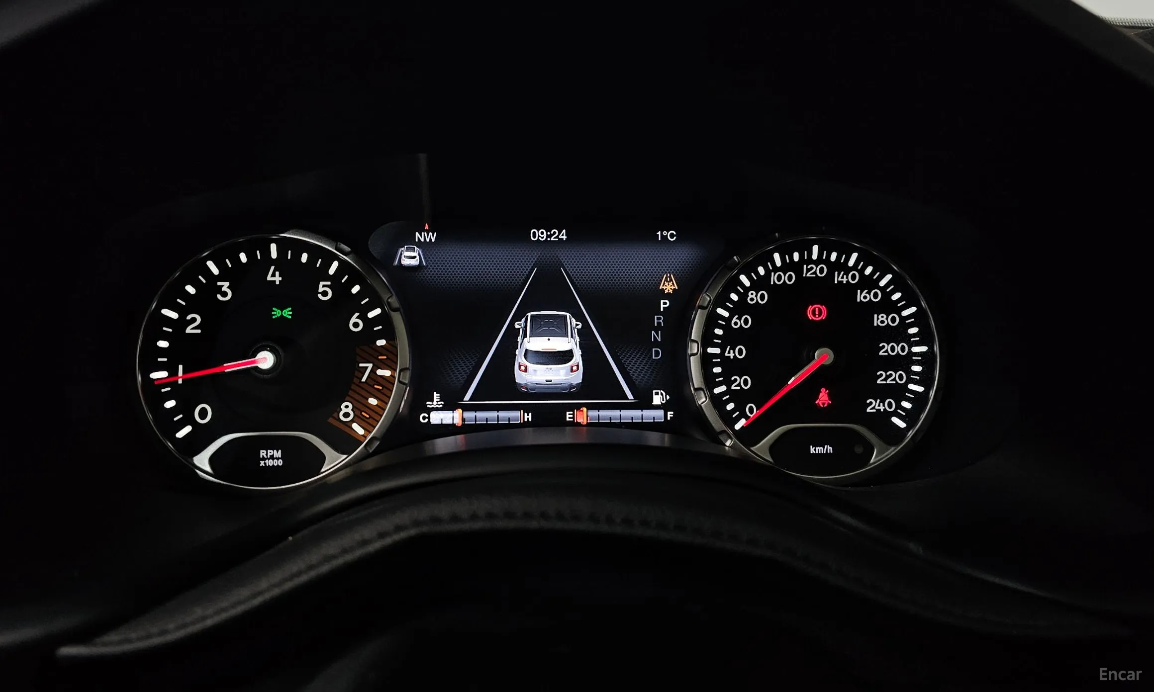 Jeep Renegade превью 8