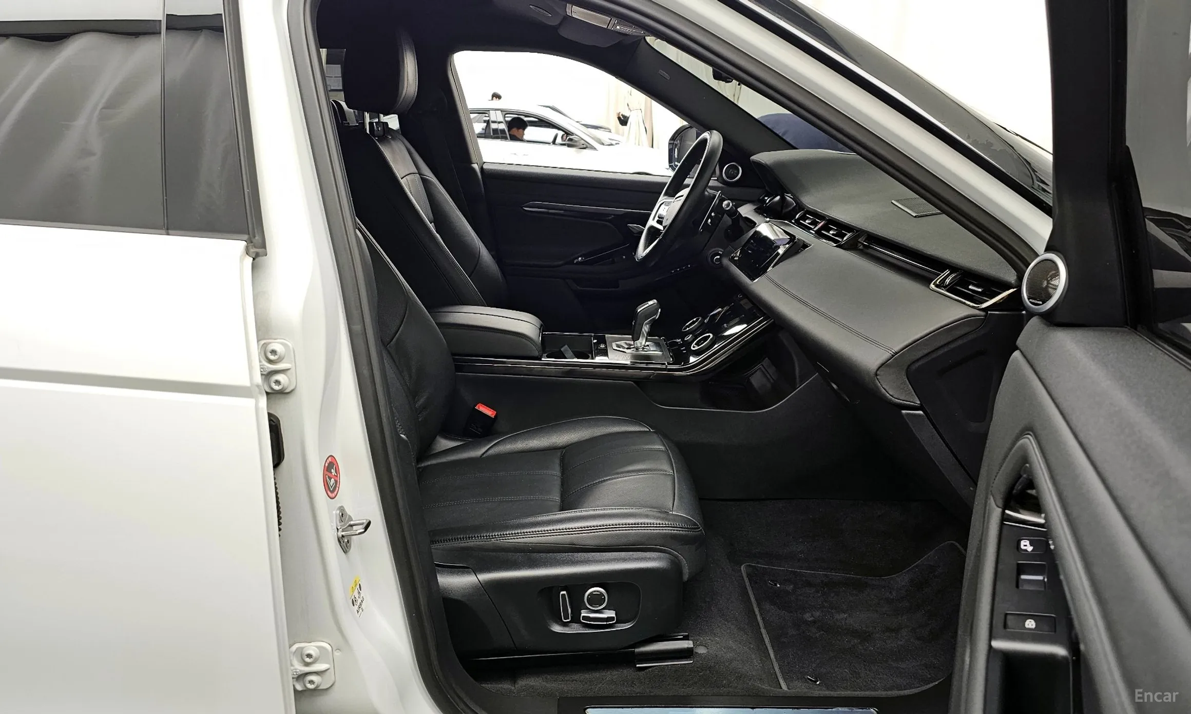 Land Rover Range Rover Evoque 2nd Generation превью 11