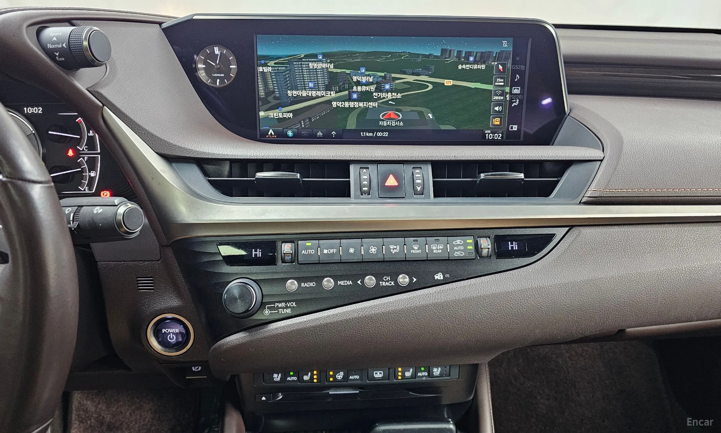 Lexus ES300h 7th Generation превью 17