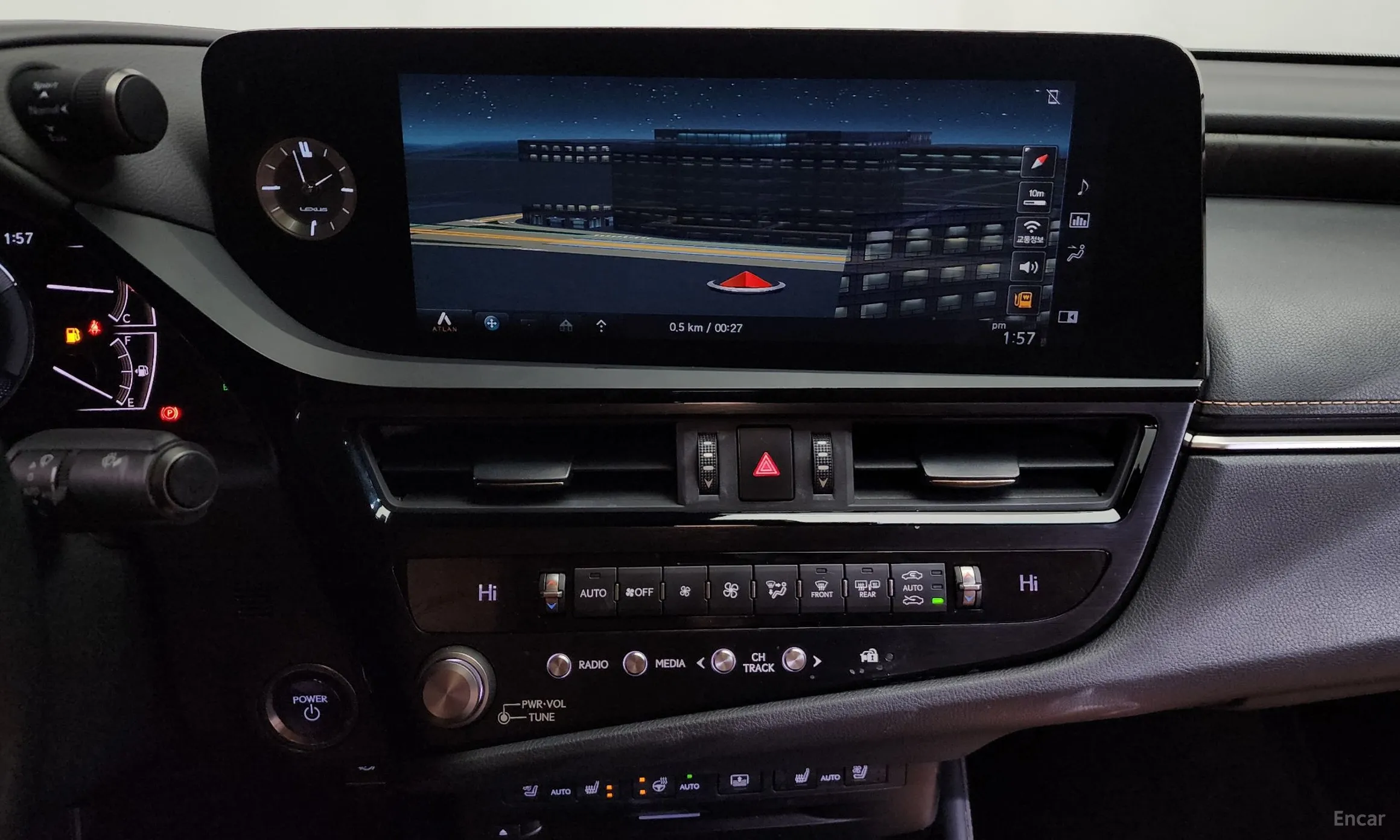 Lexus ES300h 7th Generation превью 14