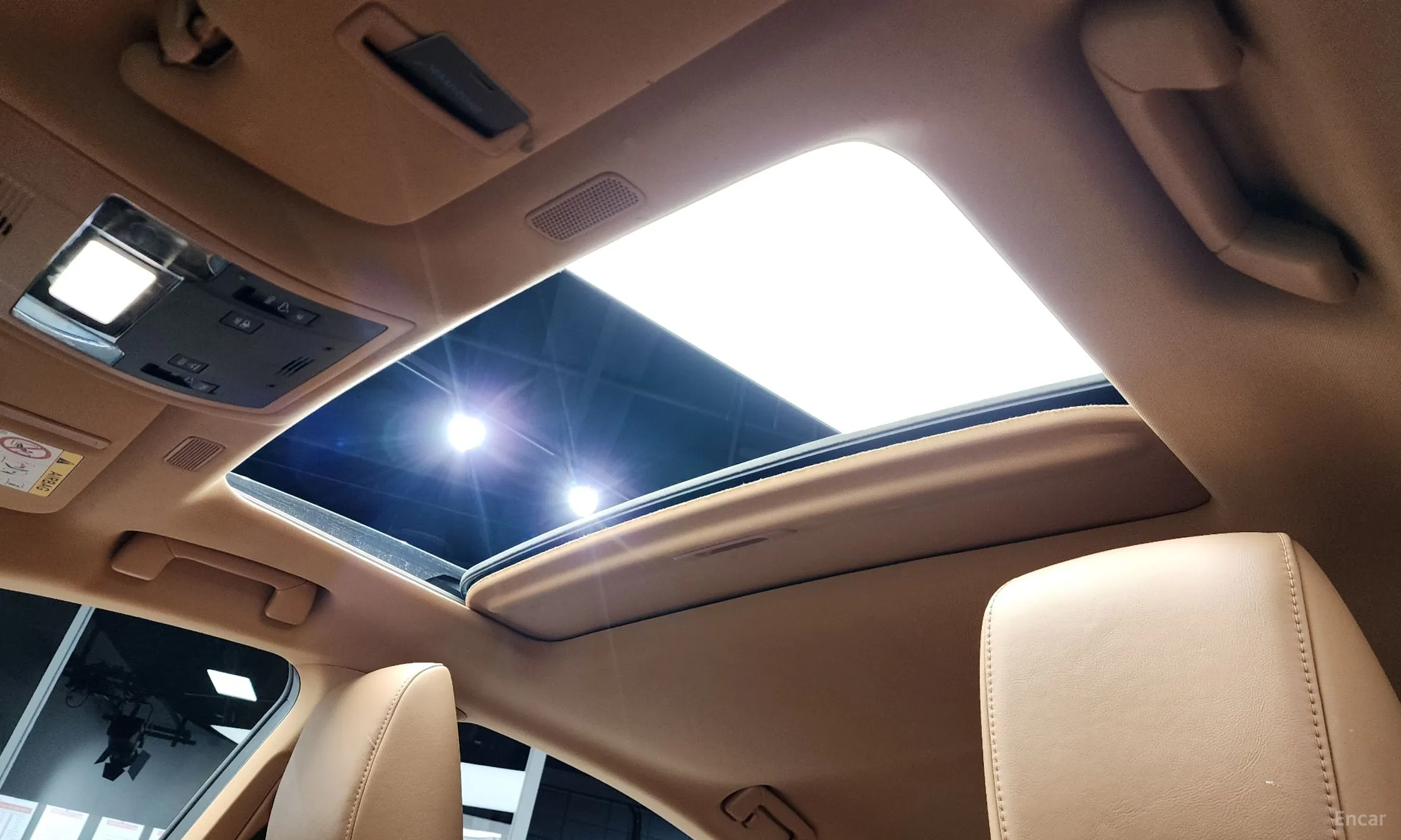 Lexus ES300h 7th Generation превью 18