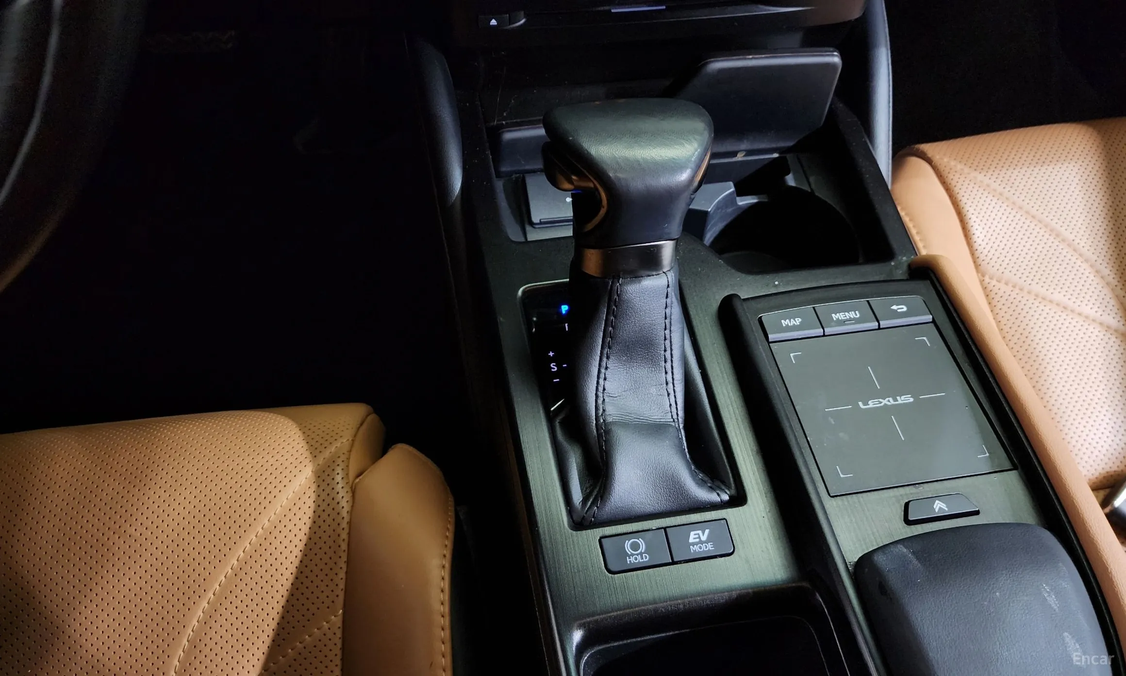 Lexus ES300h 7th Generation превью 9